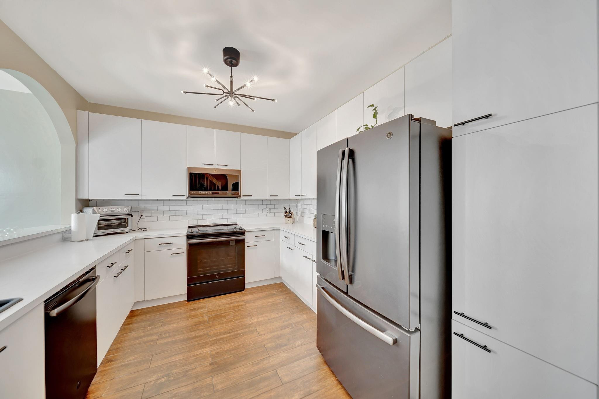 13204 NW 7th Place
