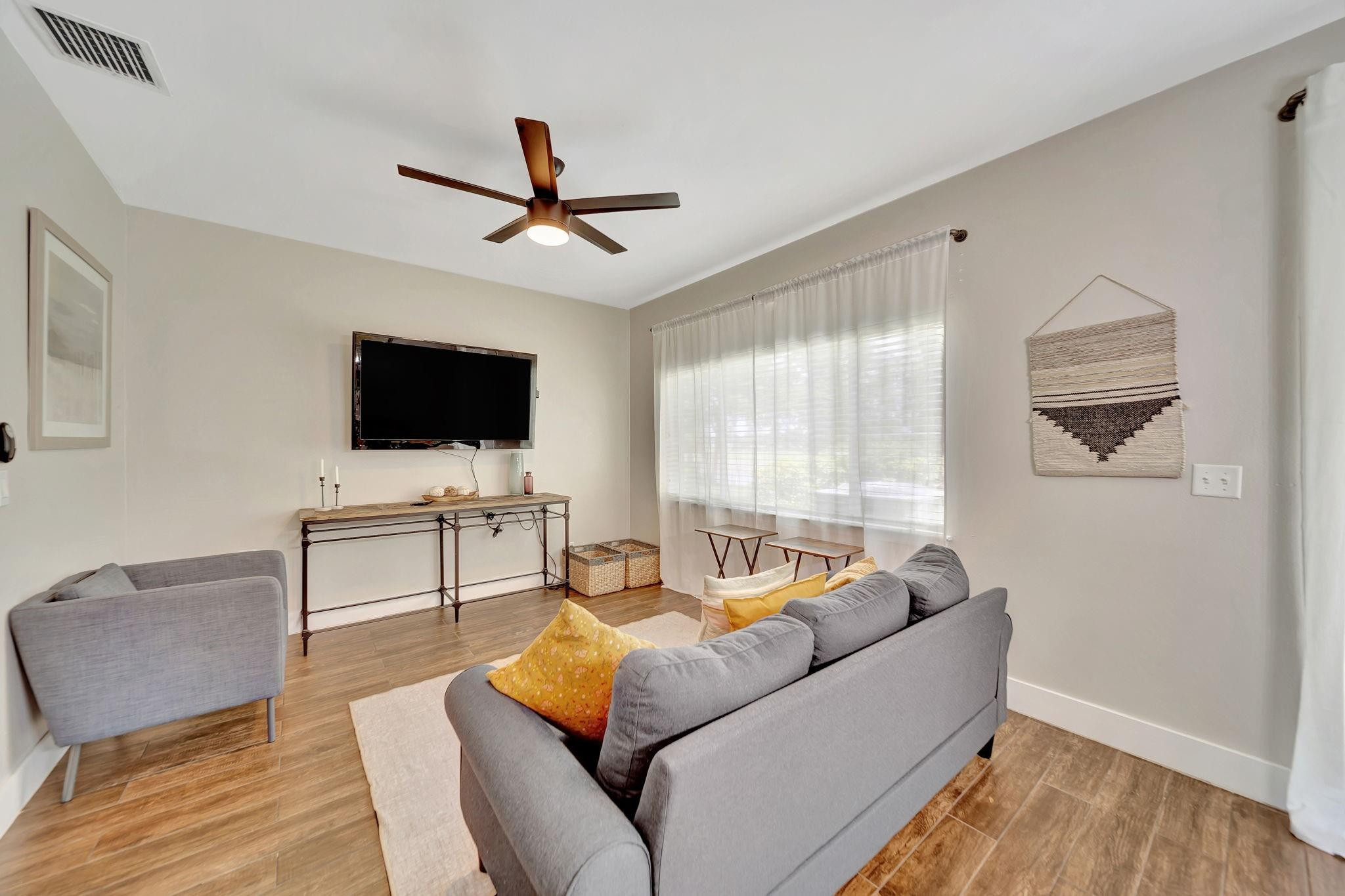 13204 NW 7th Place