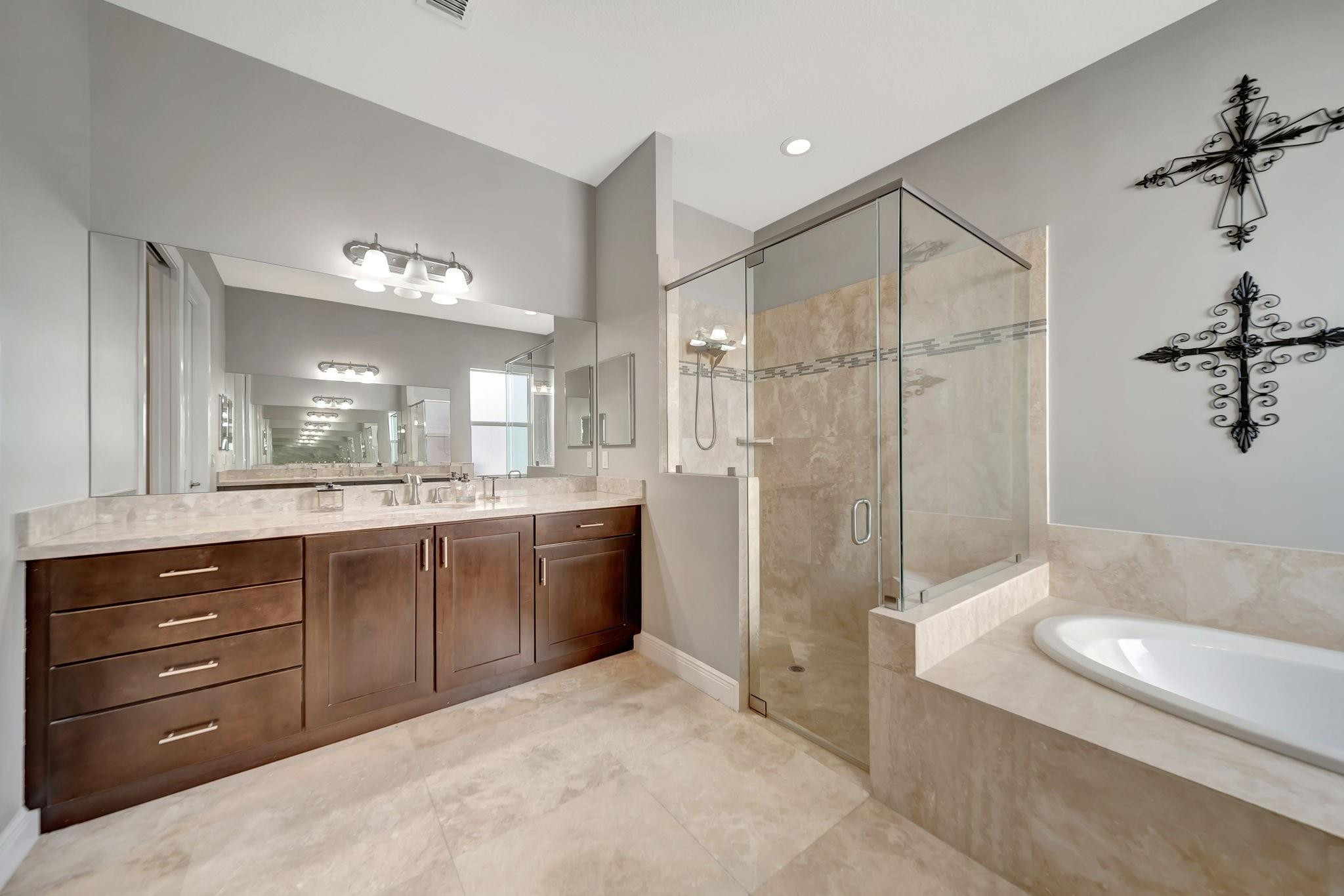 11844 NW 79th Court