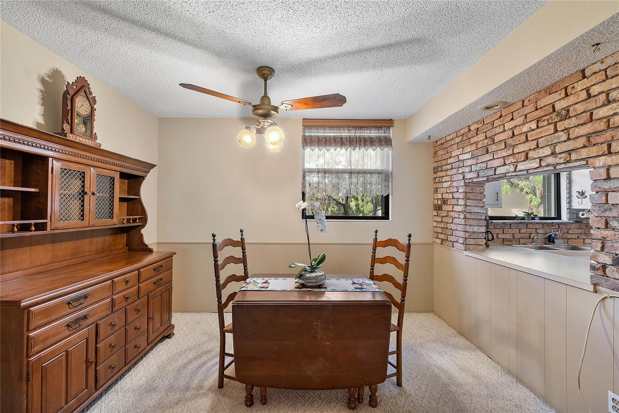 8437 Forest Hills Drive 301-G