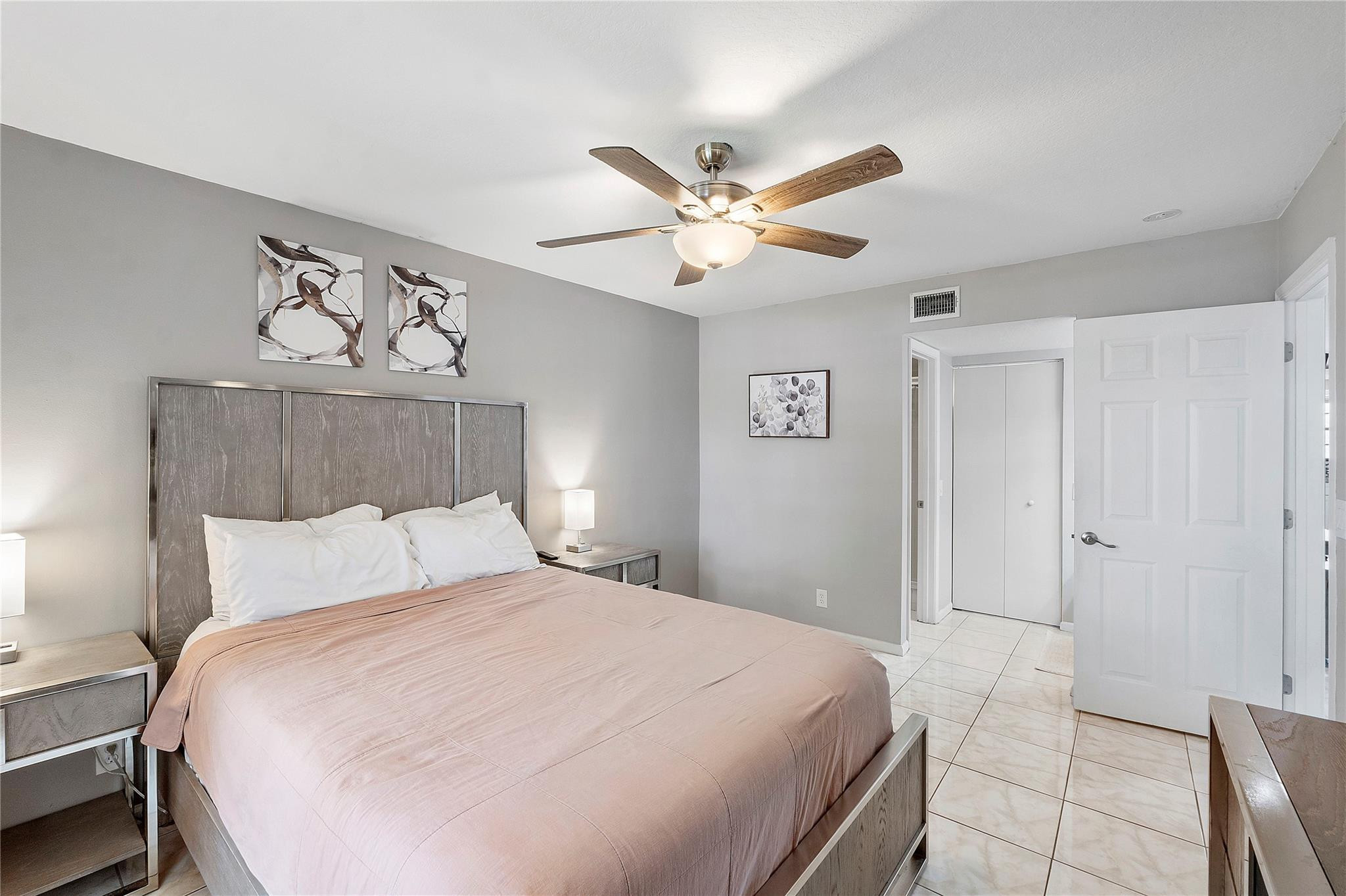 300 Palmwood Place P202