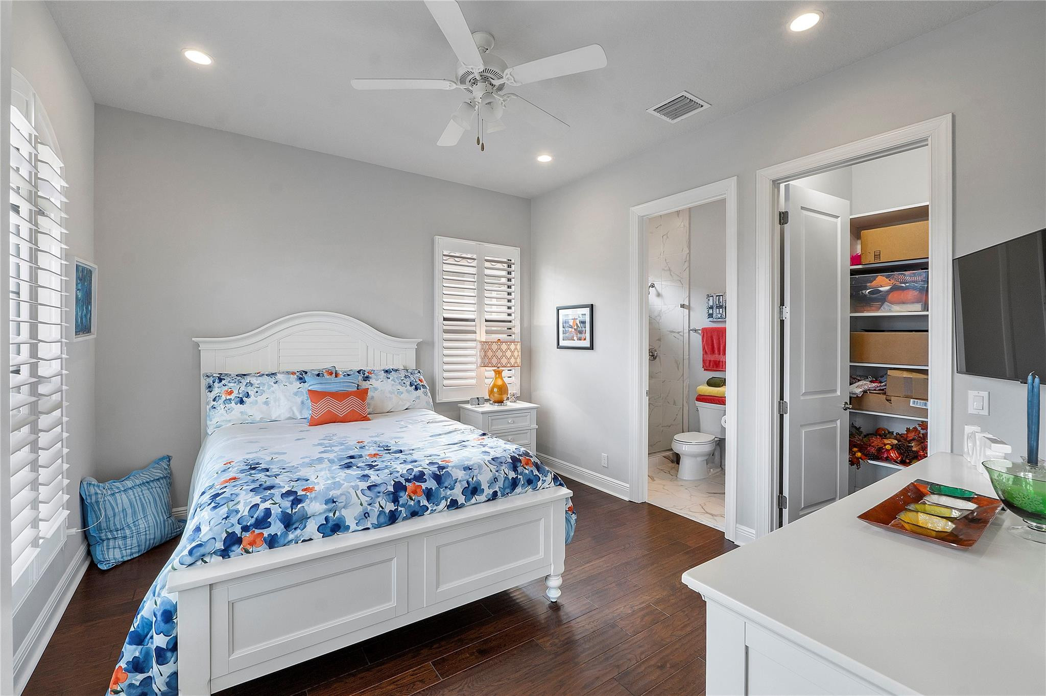 10280 Sweet Bay Court
