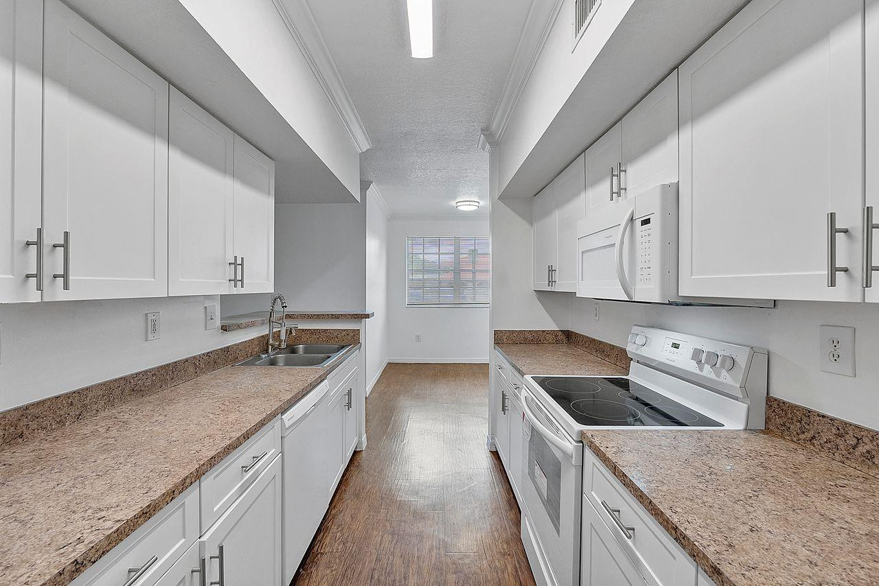 11730 SW 2 Street 12101