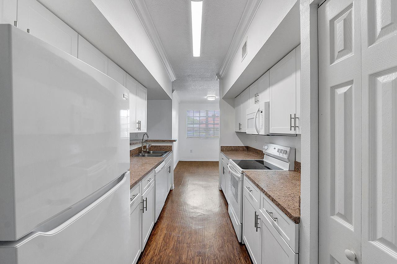 11730 SW 2 Street 12101