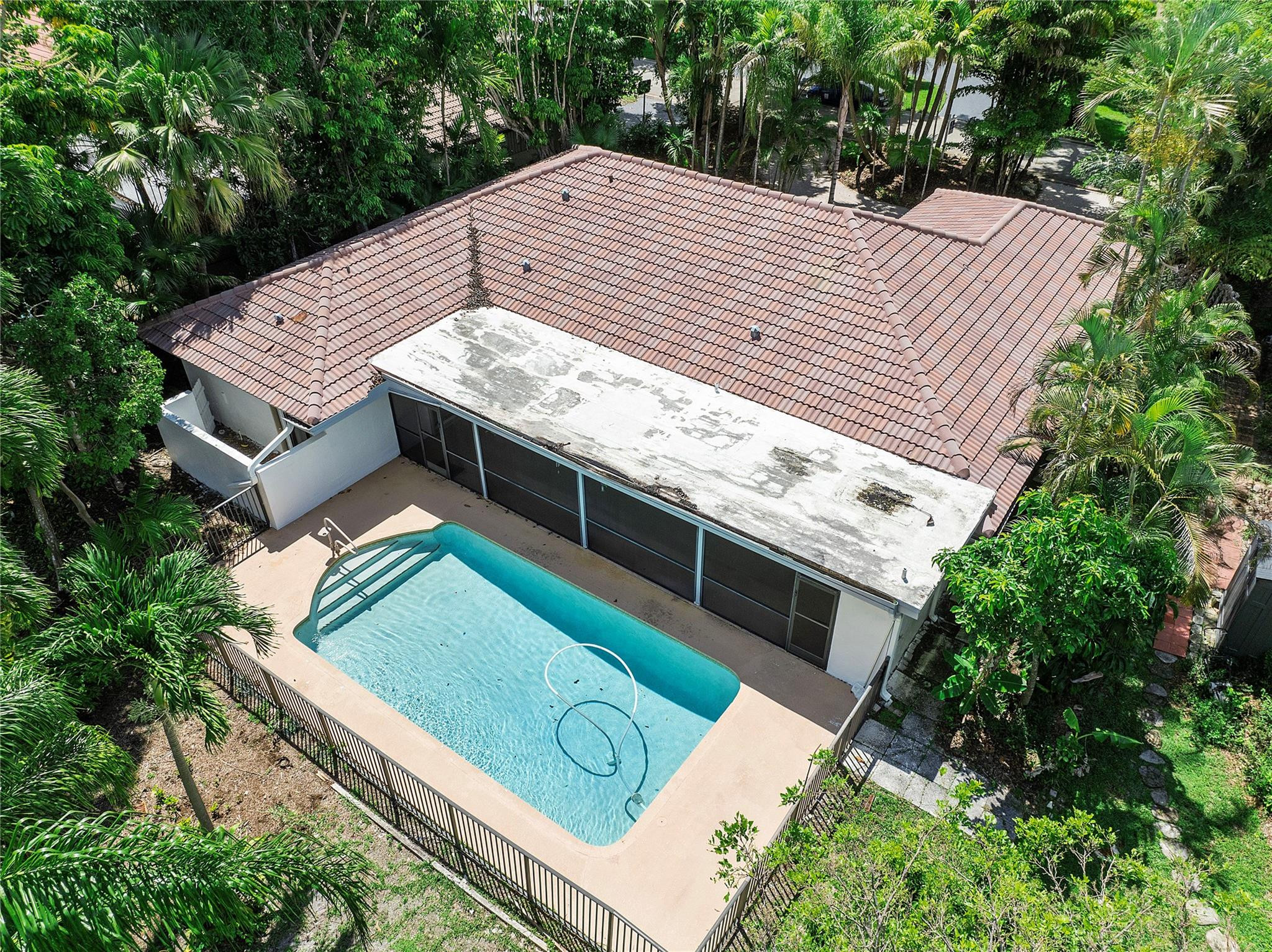 10899 NW 17th Place
