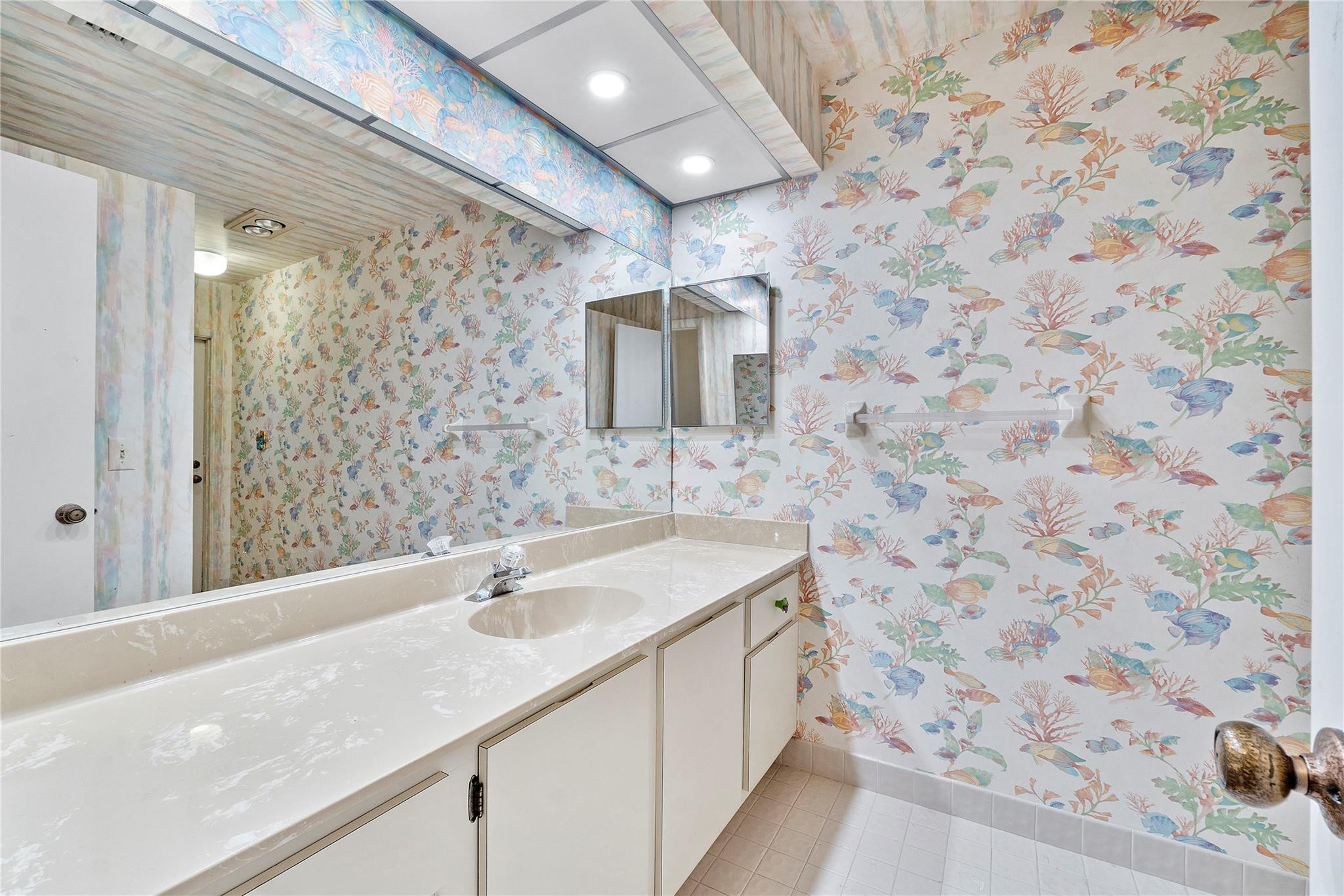 10899 NW 17th Place