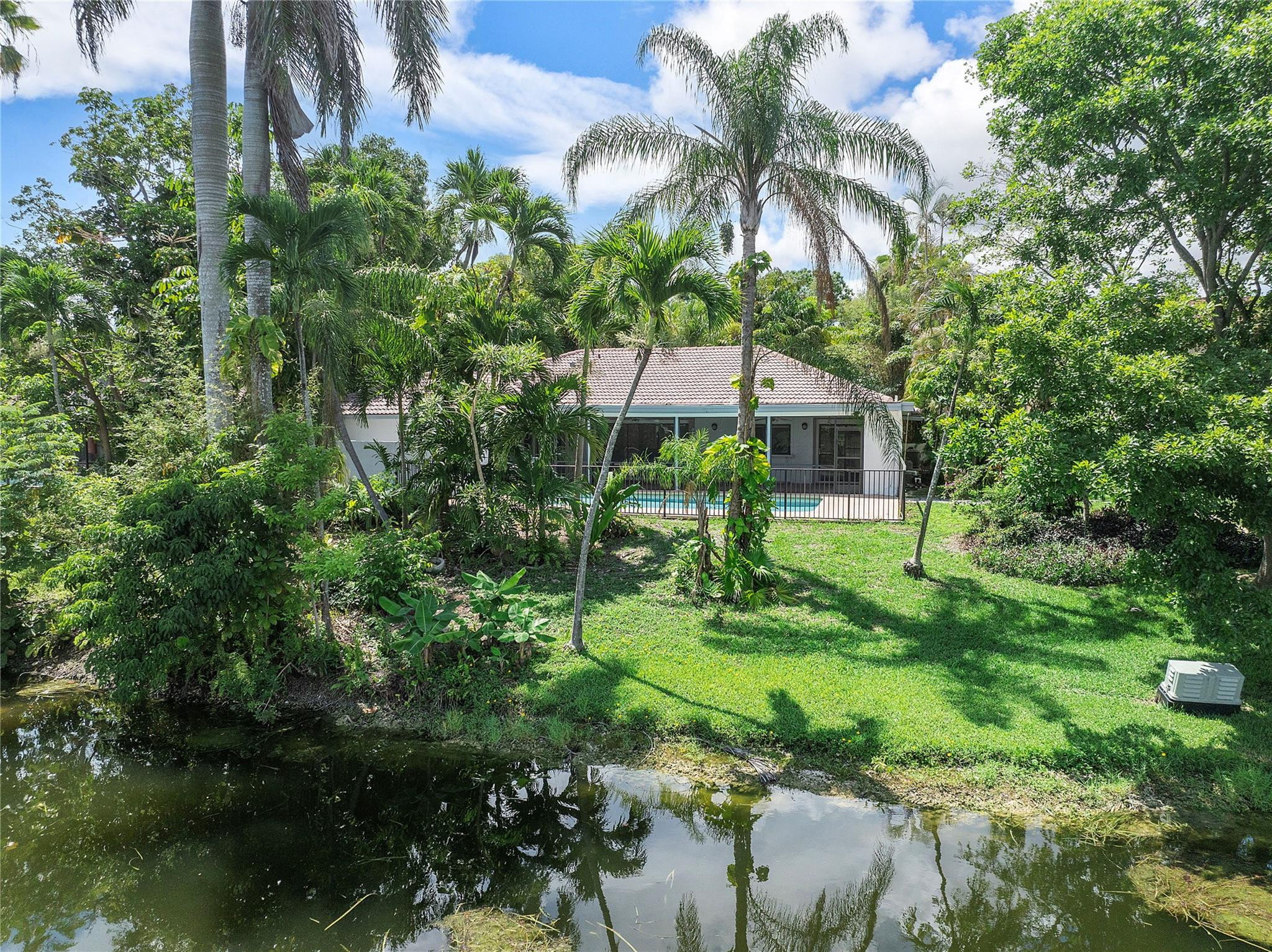 10899 NW 17th Place