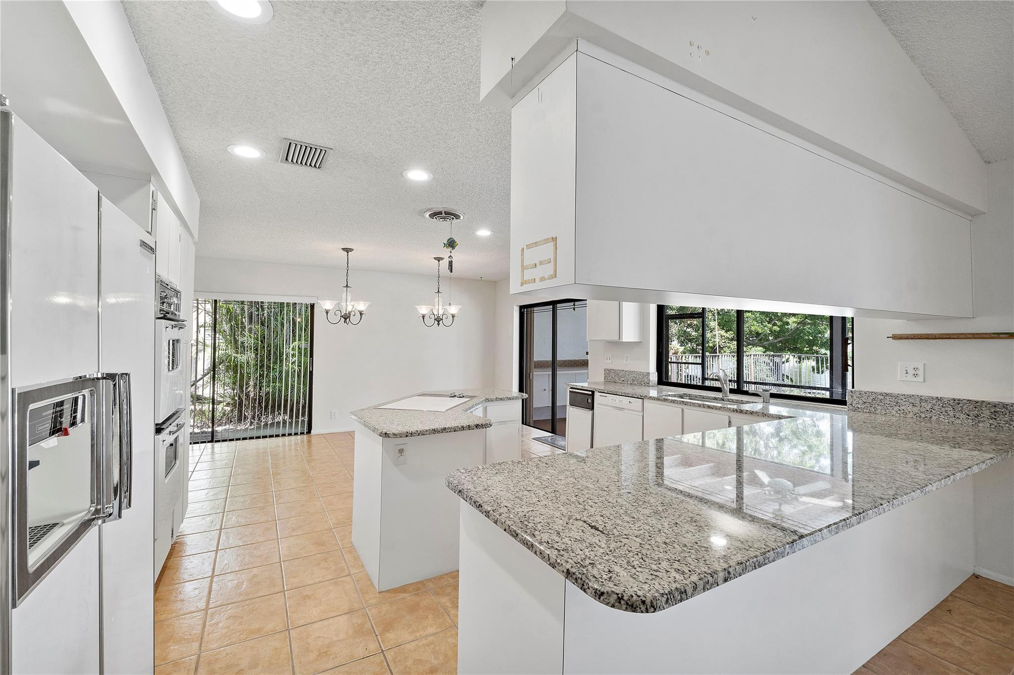 10899 NW 17th Place