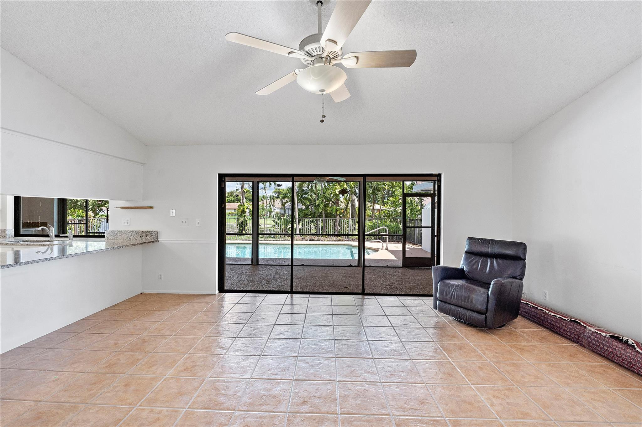 10899 NW 17th Place