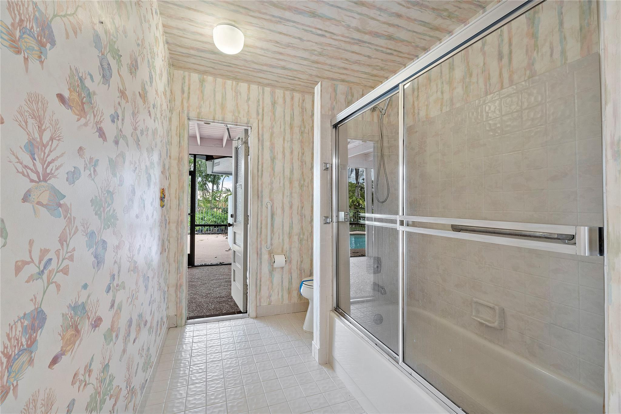 10899 NW 17th Place