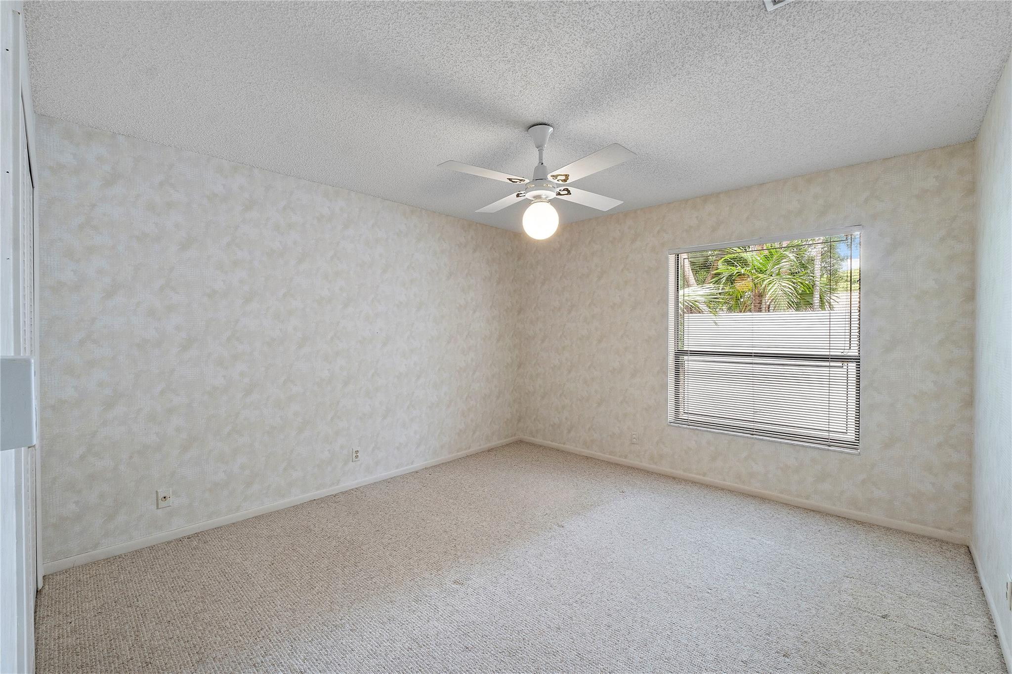 10899 NW 17th Place