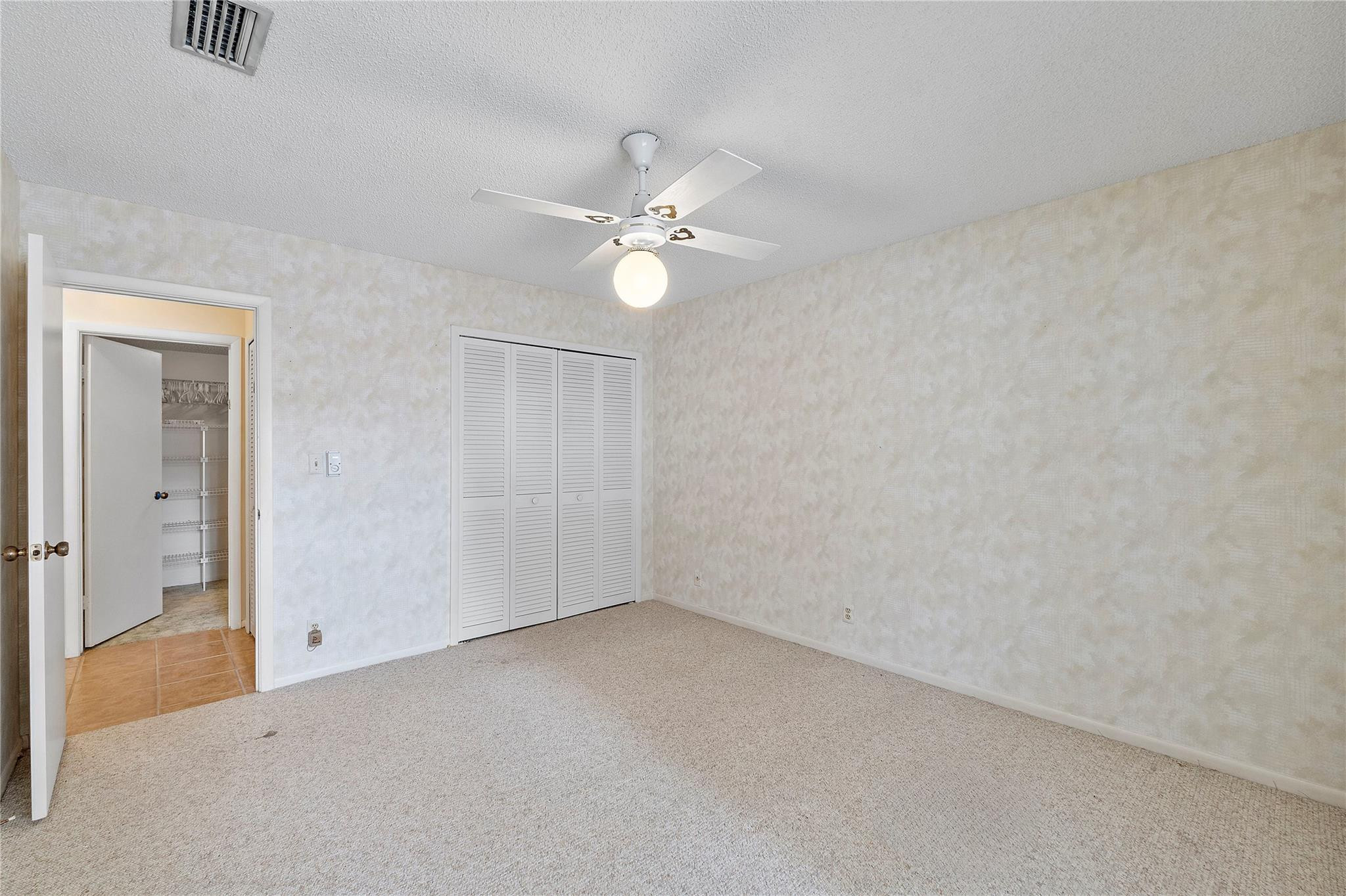 10899 NW 17th Place