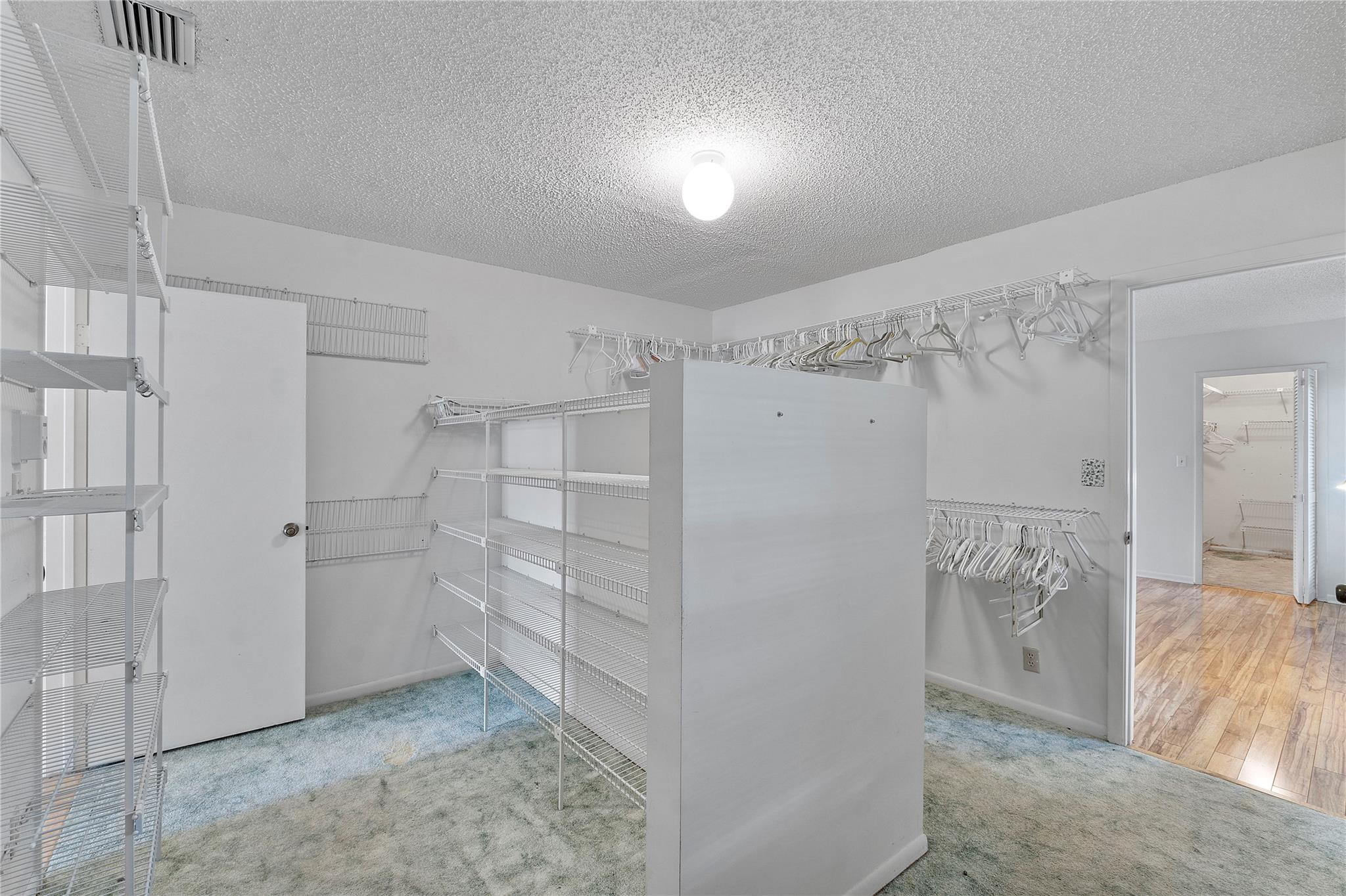 10899 NW 17th Place