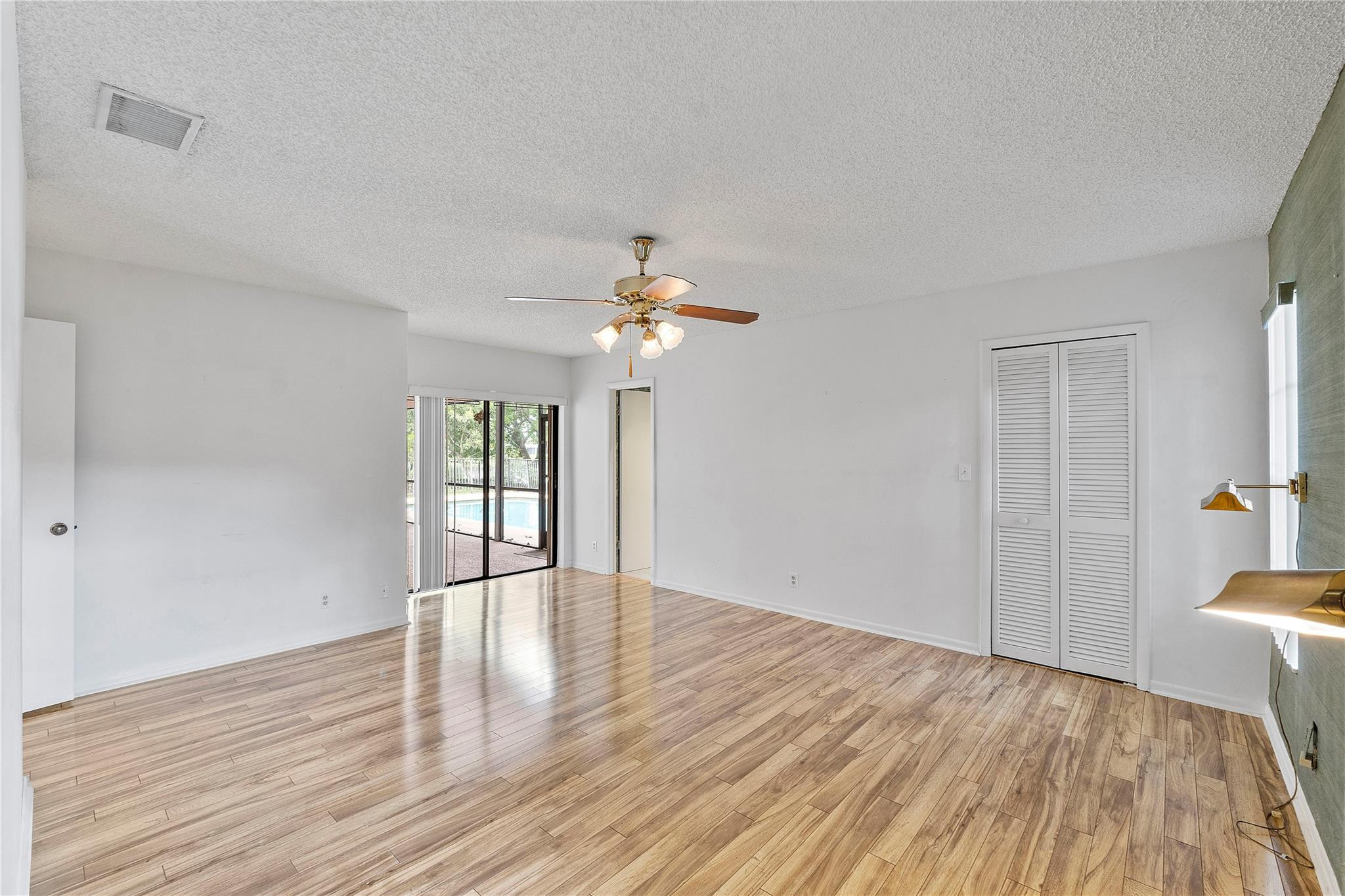 10899 NW 17th Place
