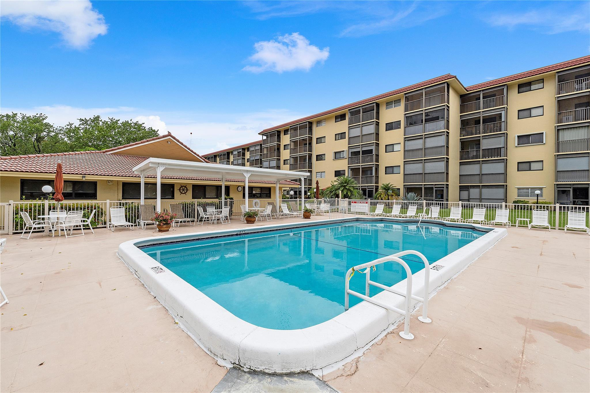 2601 NE 14th Street Causeway 140