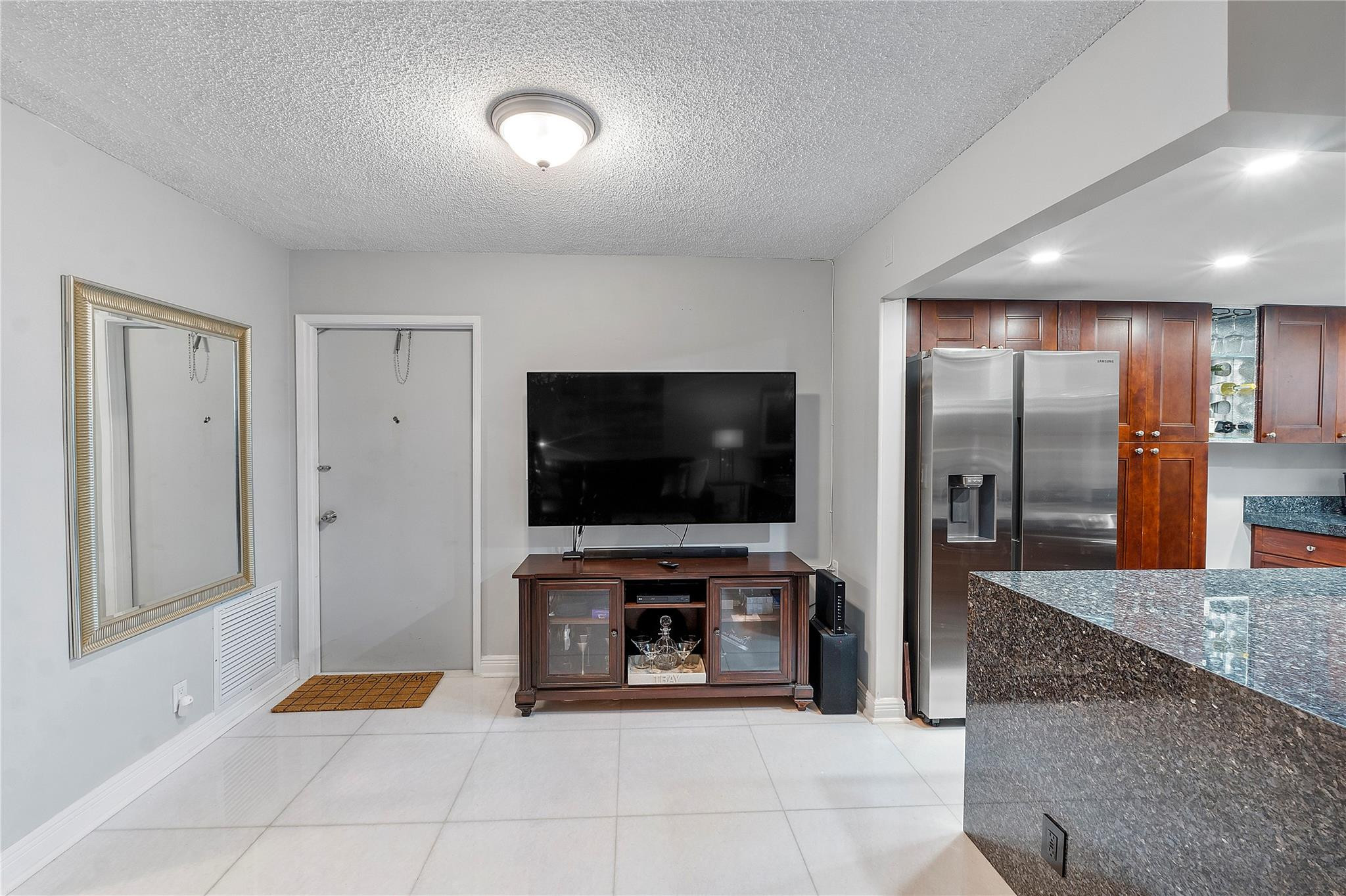 2601 NE 14th Street Causeway 140