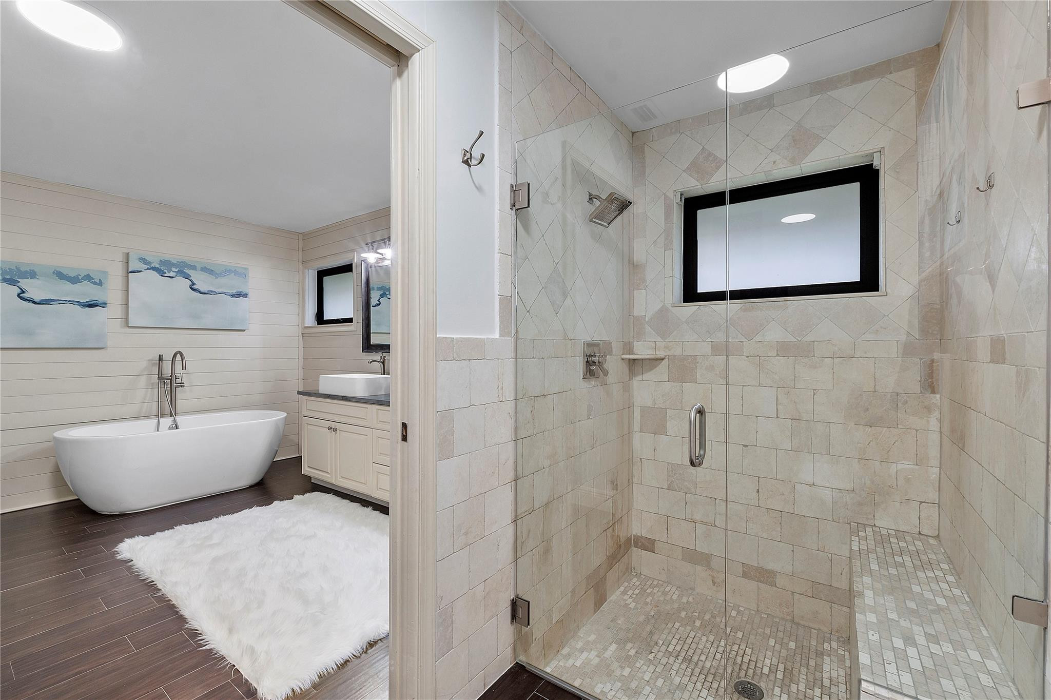 10204 Vestal Court