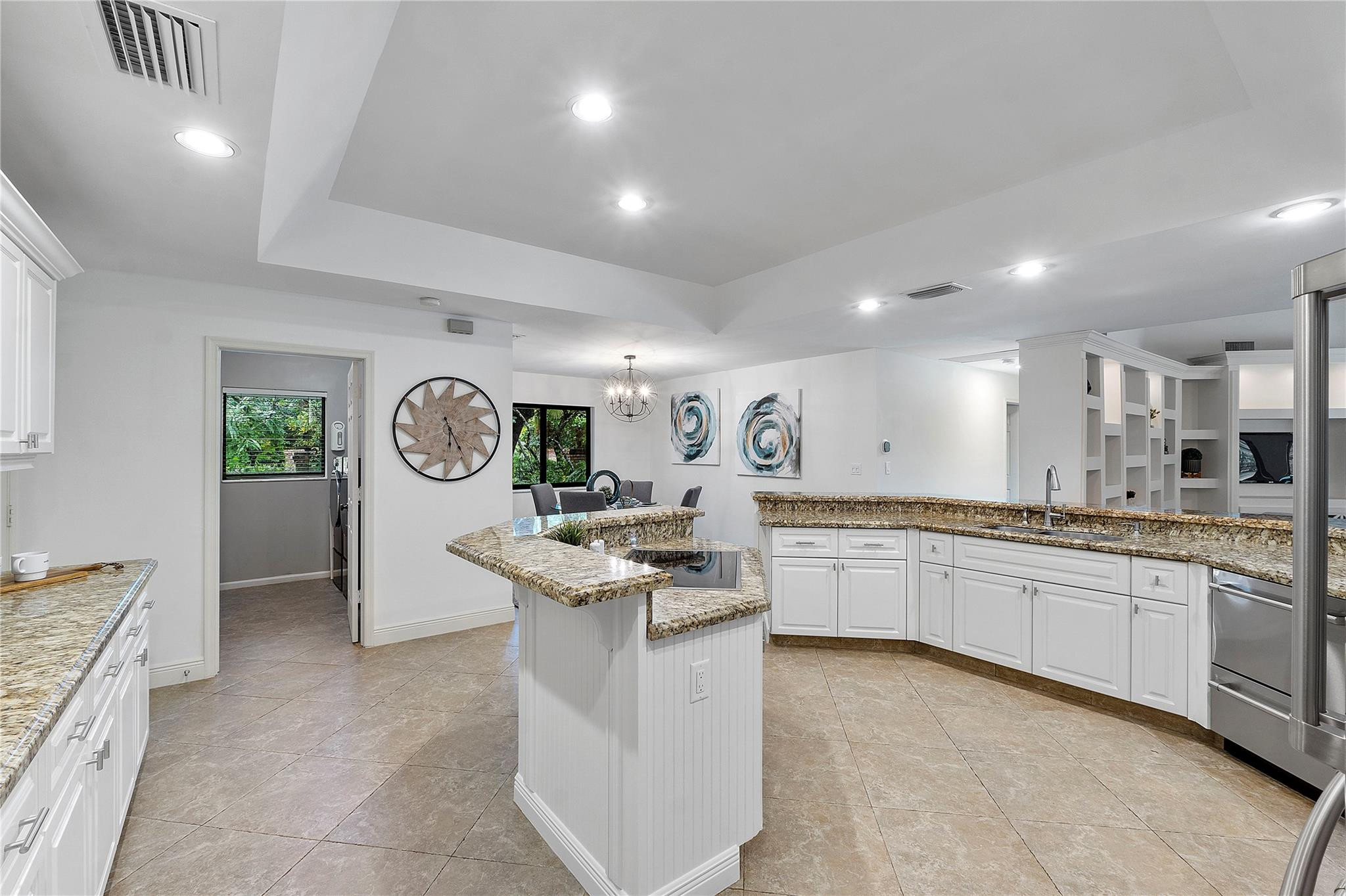 10204 Vestal Court