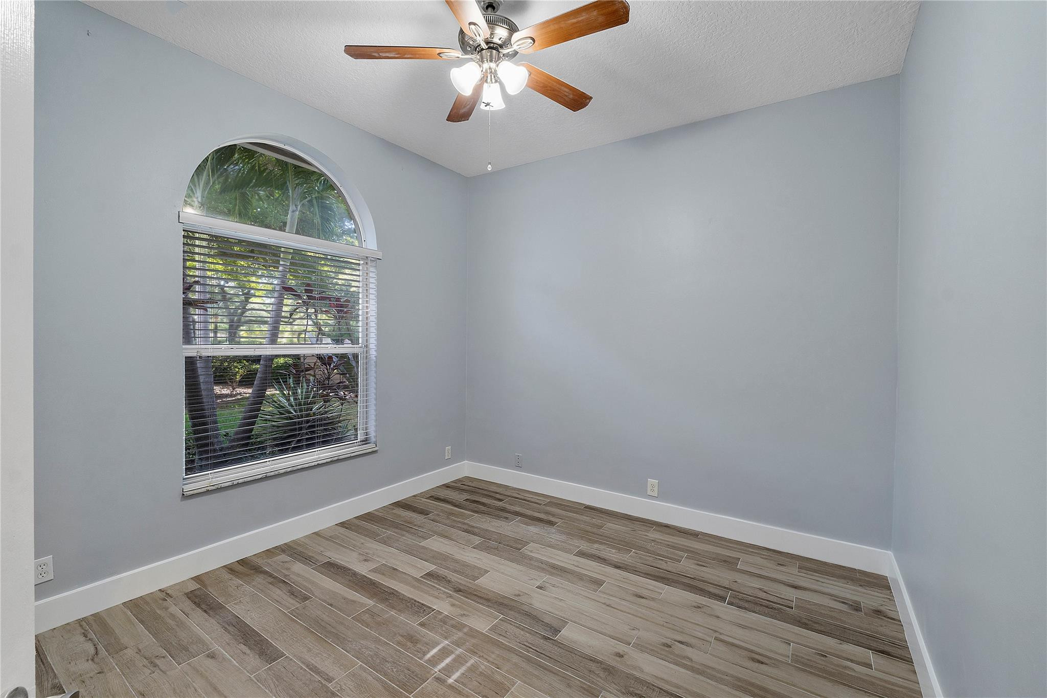 12060 Glenmore Drive