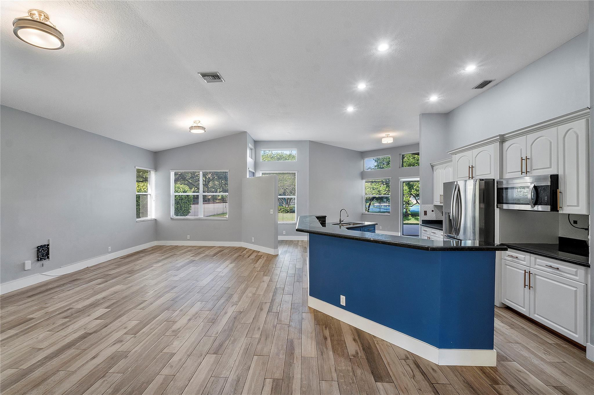 12060 Glenmore Drive