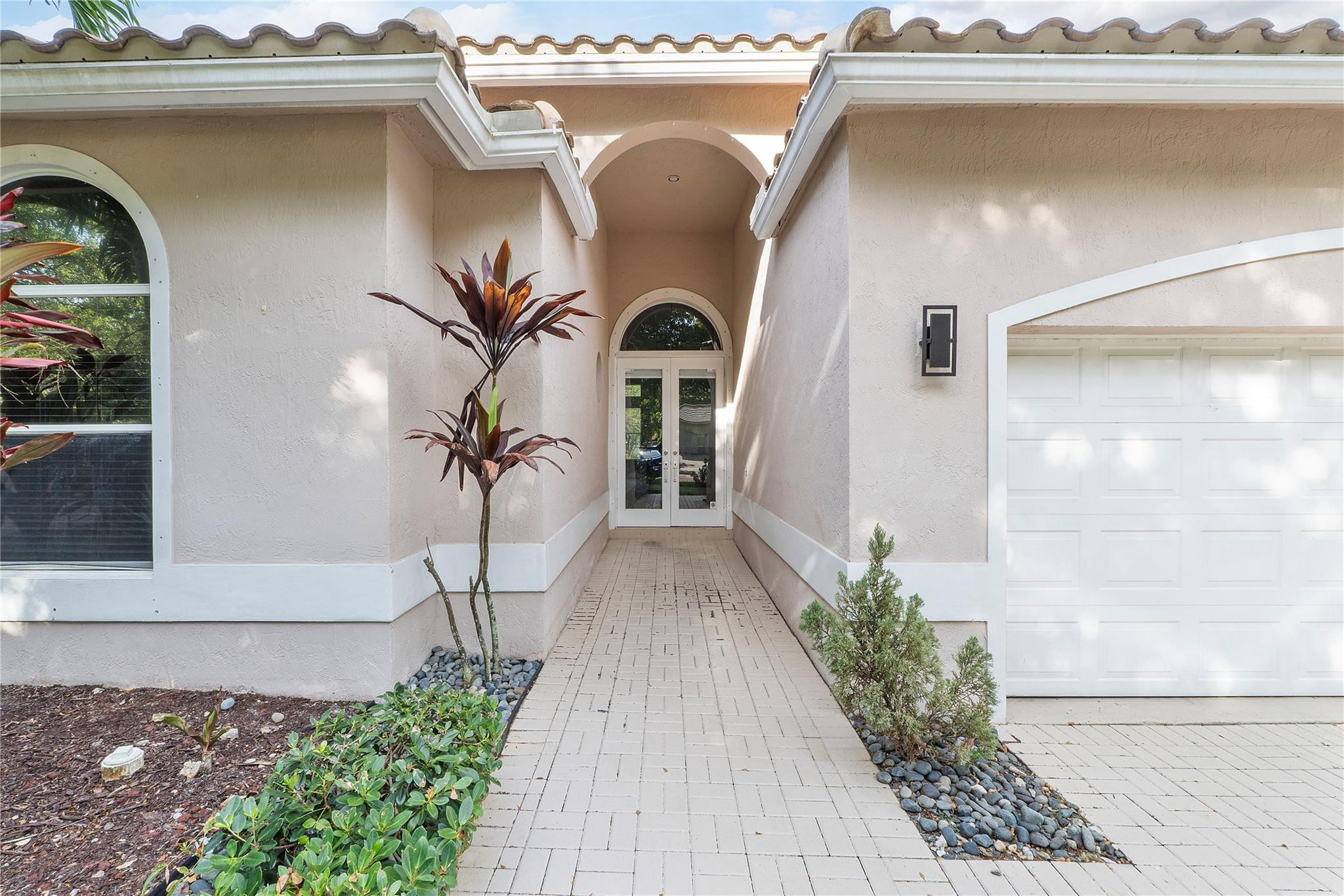 12060 Glenmore Drive