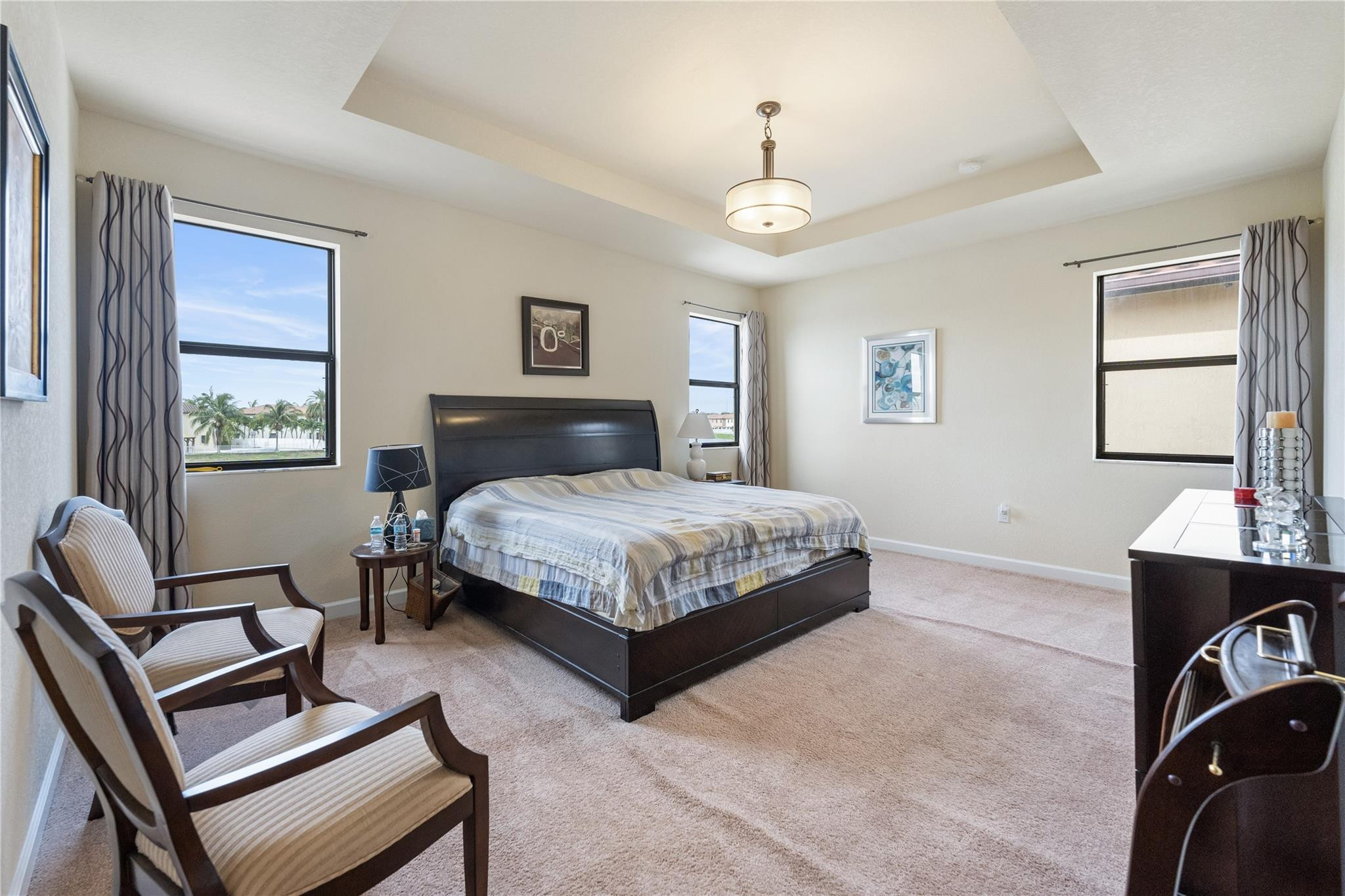 3425 W 86th Terrace