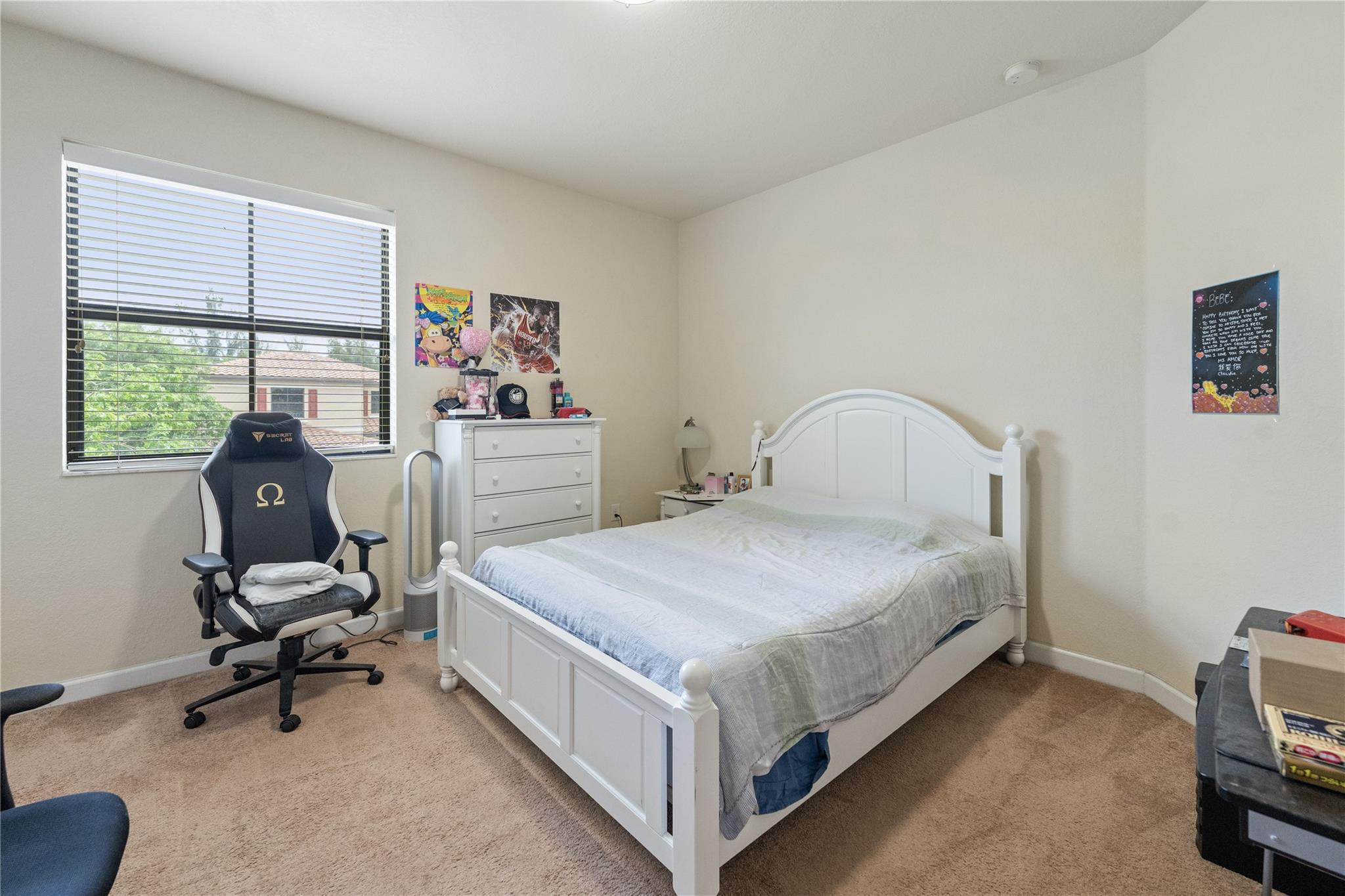 3425 W 86th Terrace