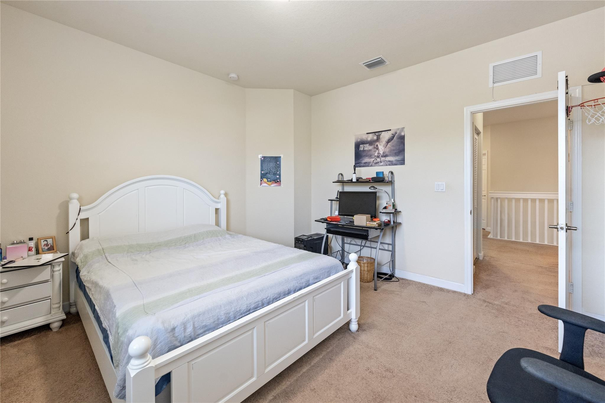 3425 W 86th Terrace