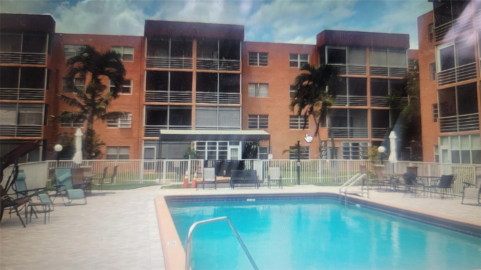3048 E Sunrise Lakes Drive Unit: 217