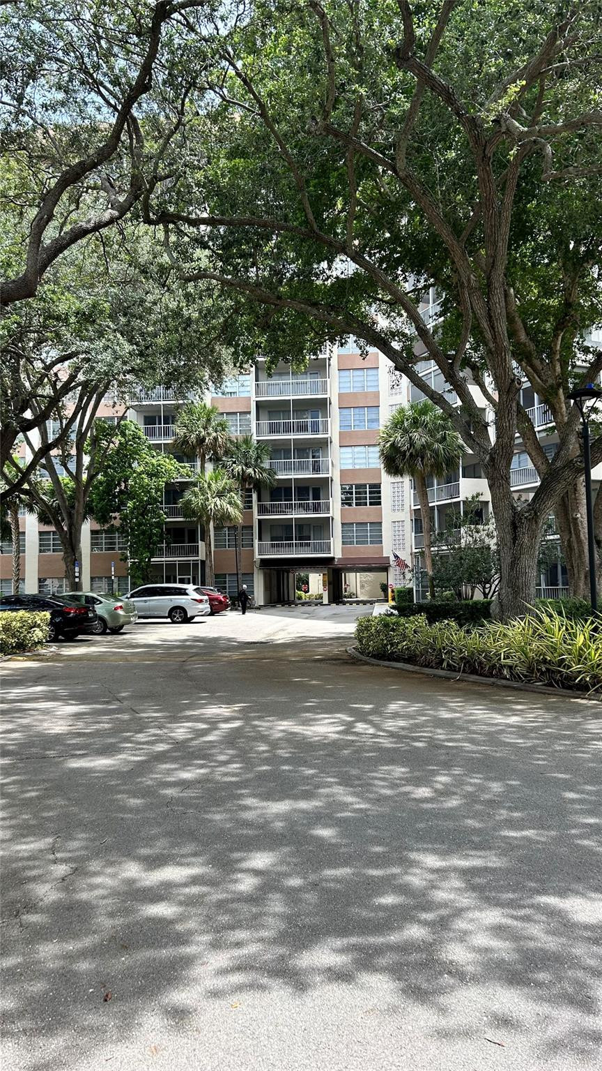 10777 W Sample Road 315