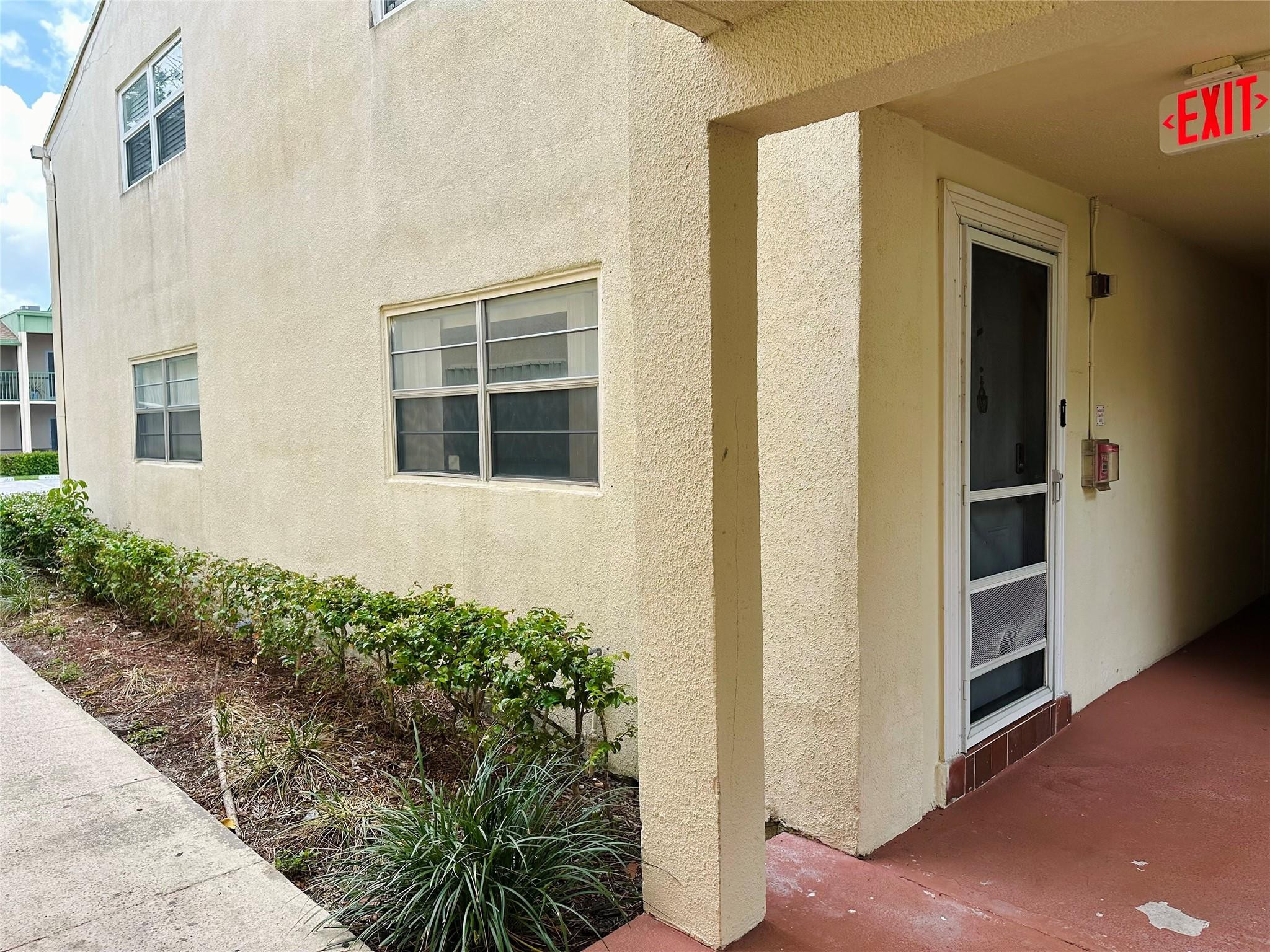 4129 NW 88th Avenue 101