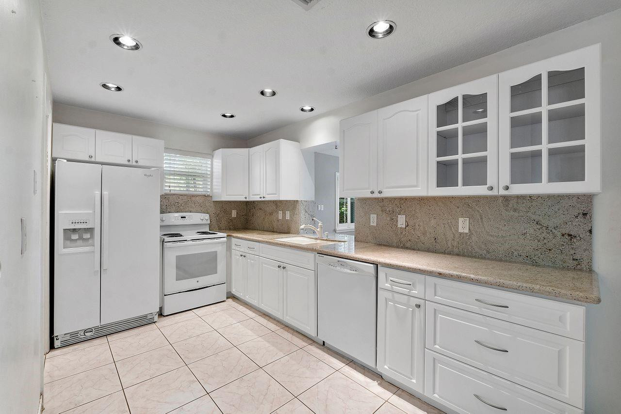 10108 NW 83rd Street