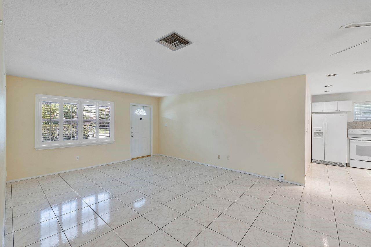 10108 NW 83rd Street