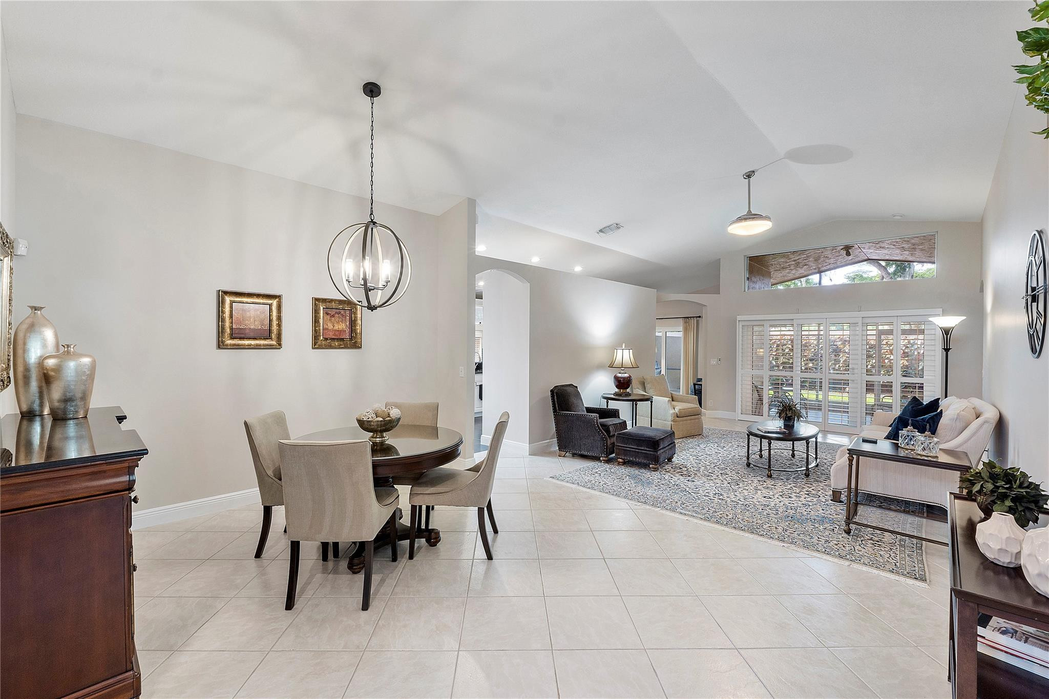 7386 Viale Caterina