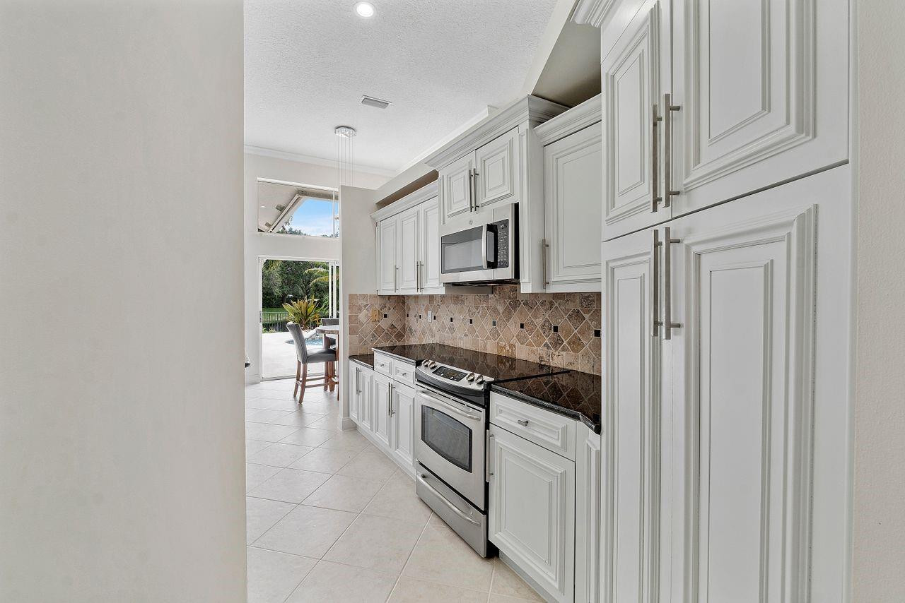6050 NW 96th Drive