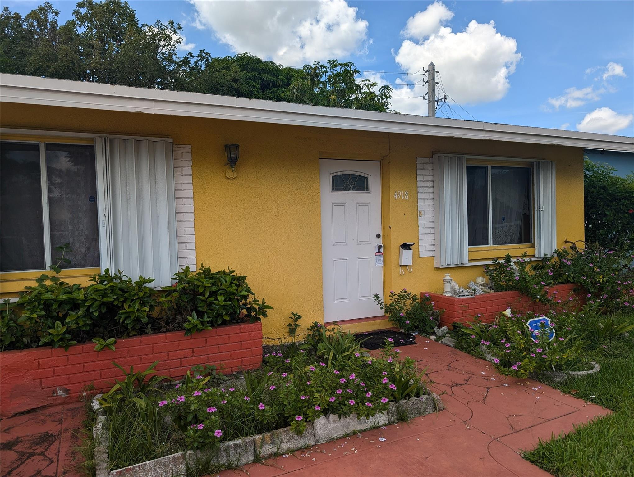 4918 NW 56th Court