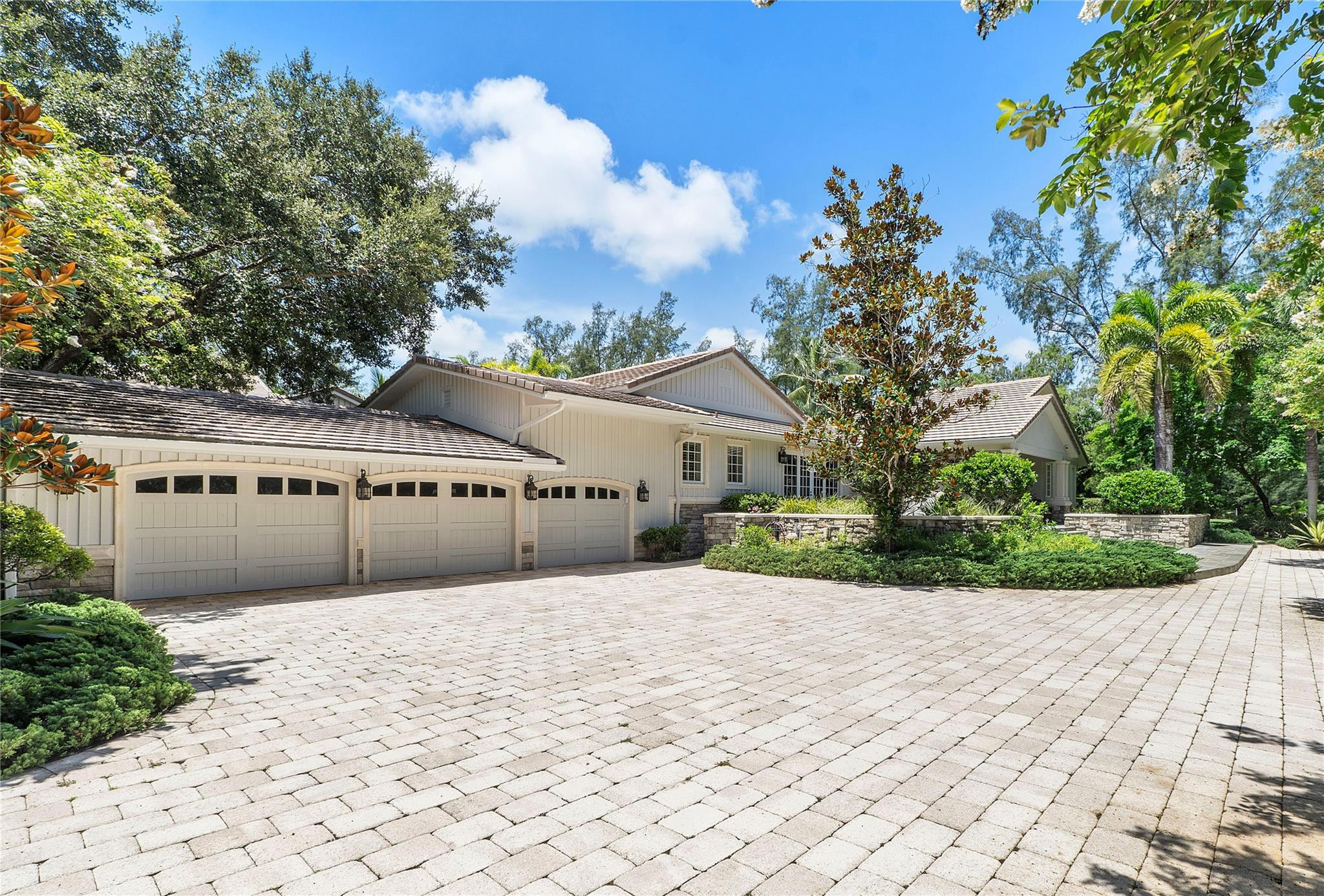 8800 NW 70th Court