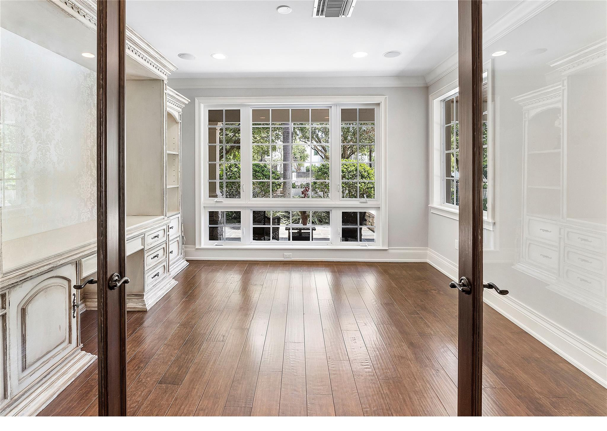 8800 NW 70th Court