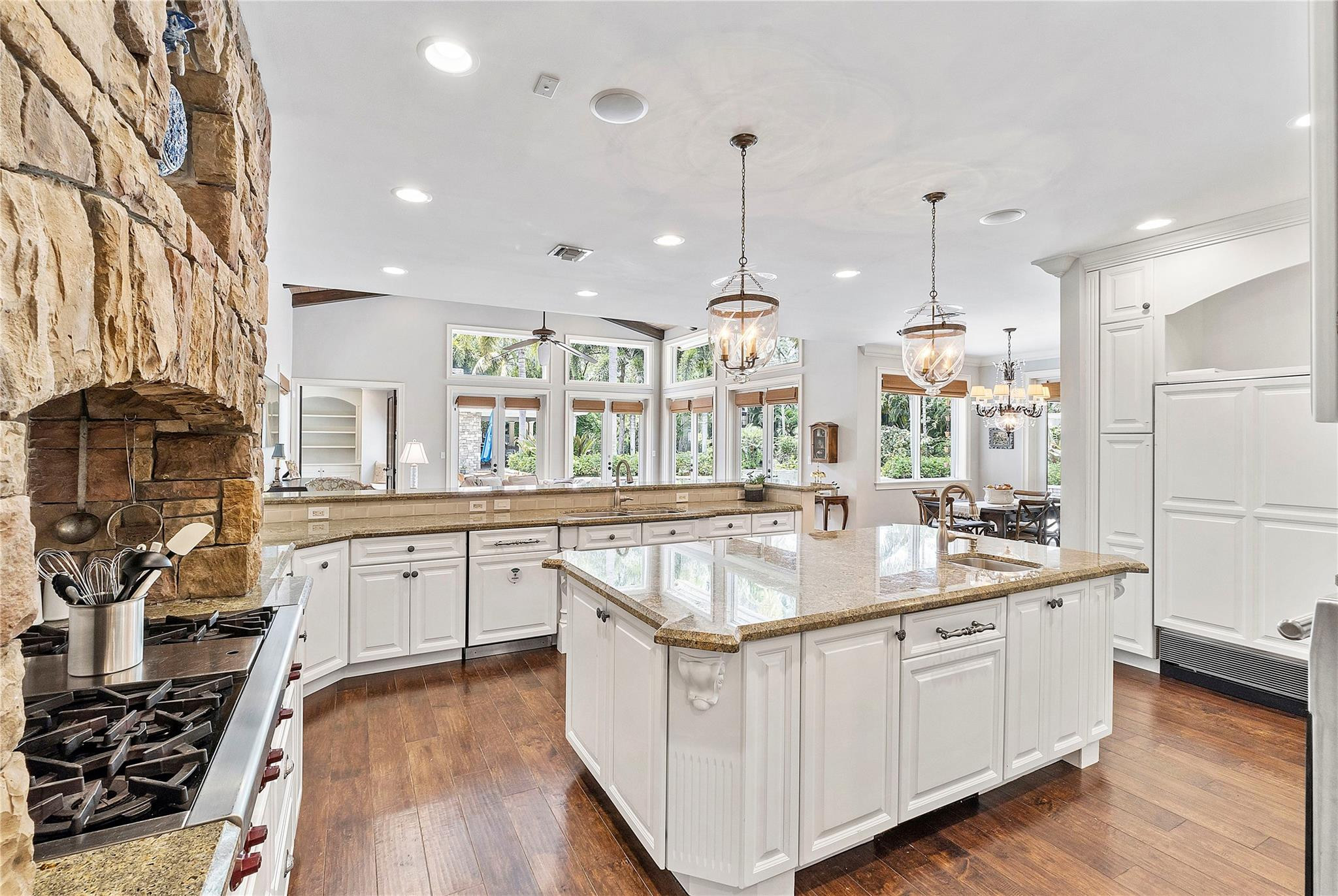 8800 NW 70th Court