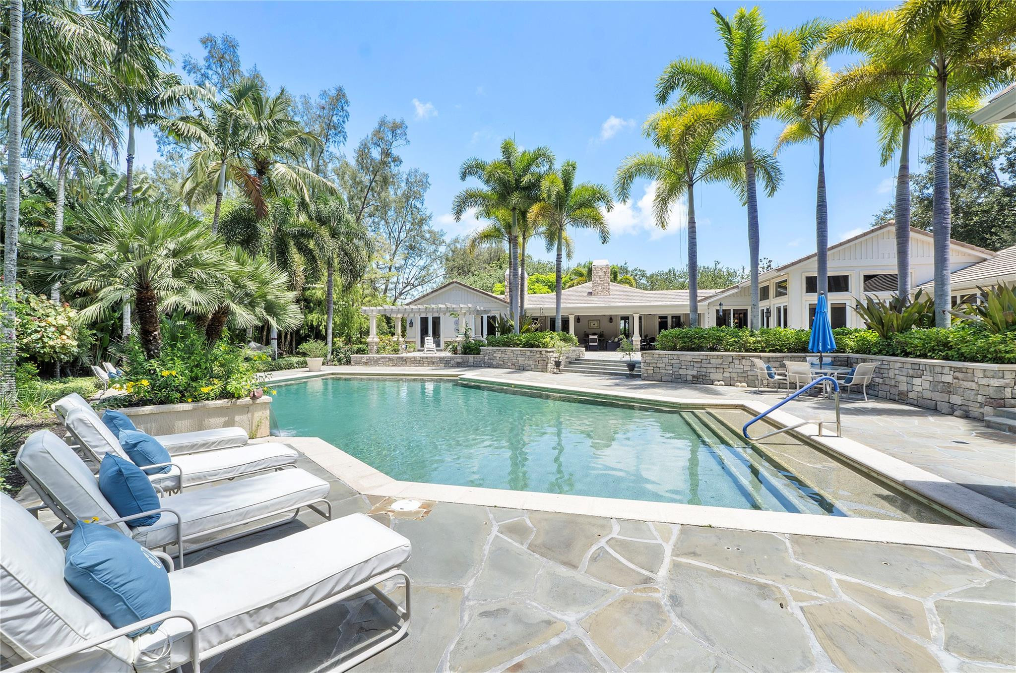8800 NW 70th Court