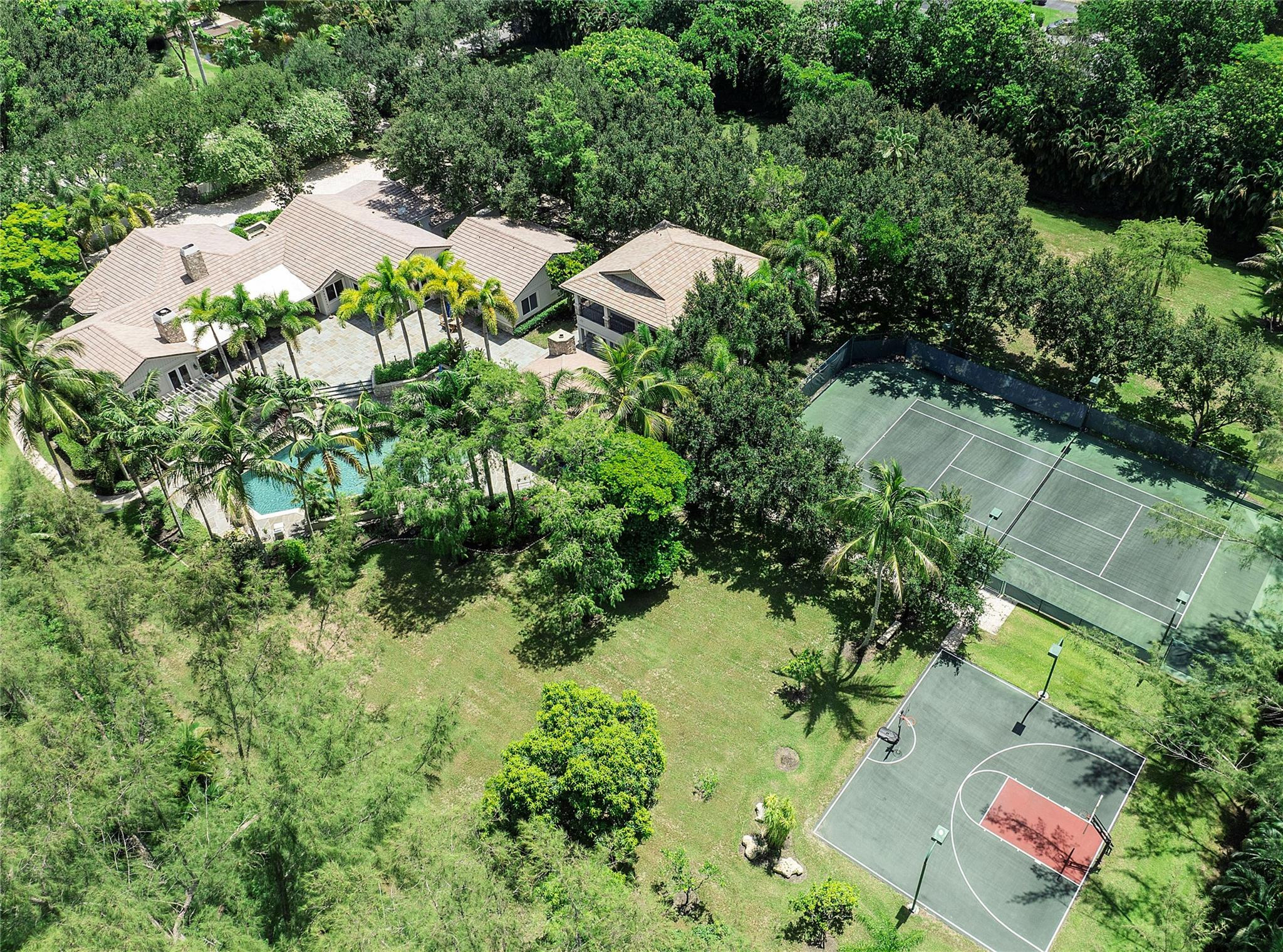 8800 NW 70th Court