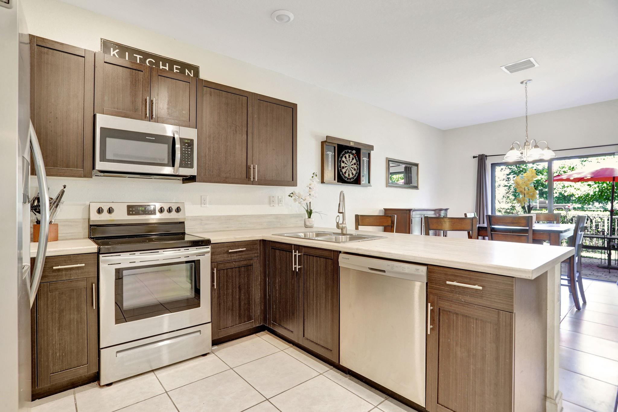 4616 Belgian Lane