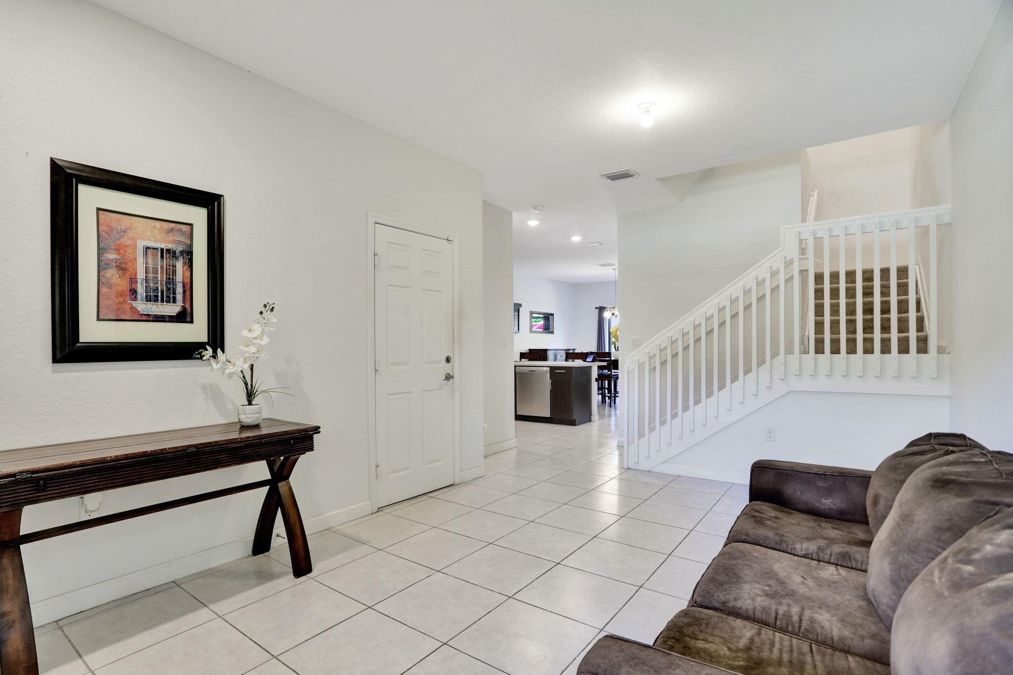 4616 Belgian Lane