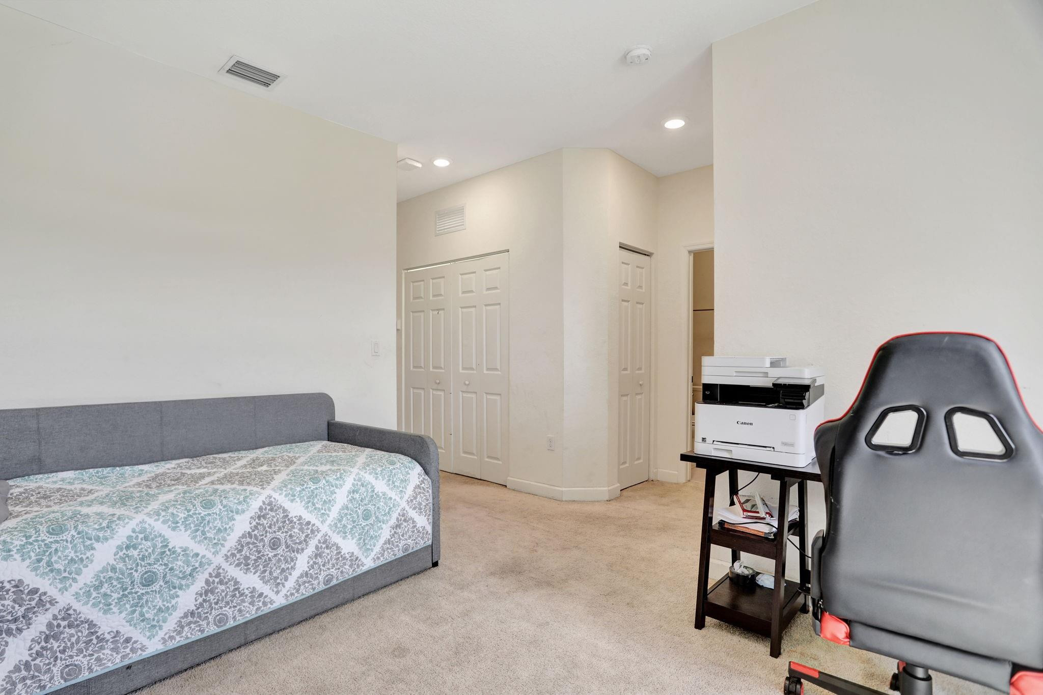 4616 Belgian Lane