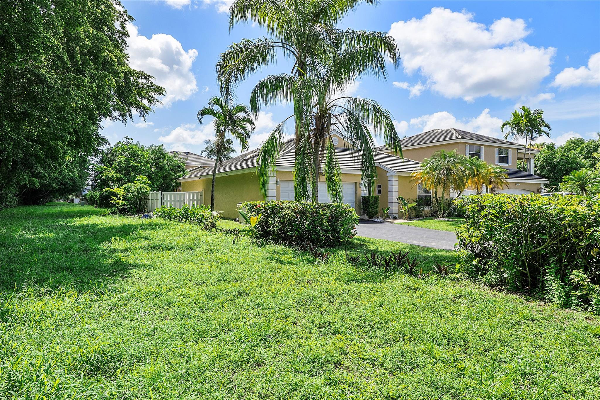 5544 NW 54th Circle