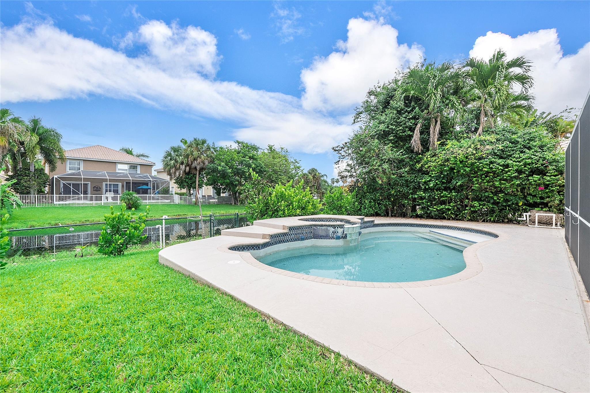 5334 NW 120th Avenue
