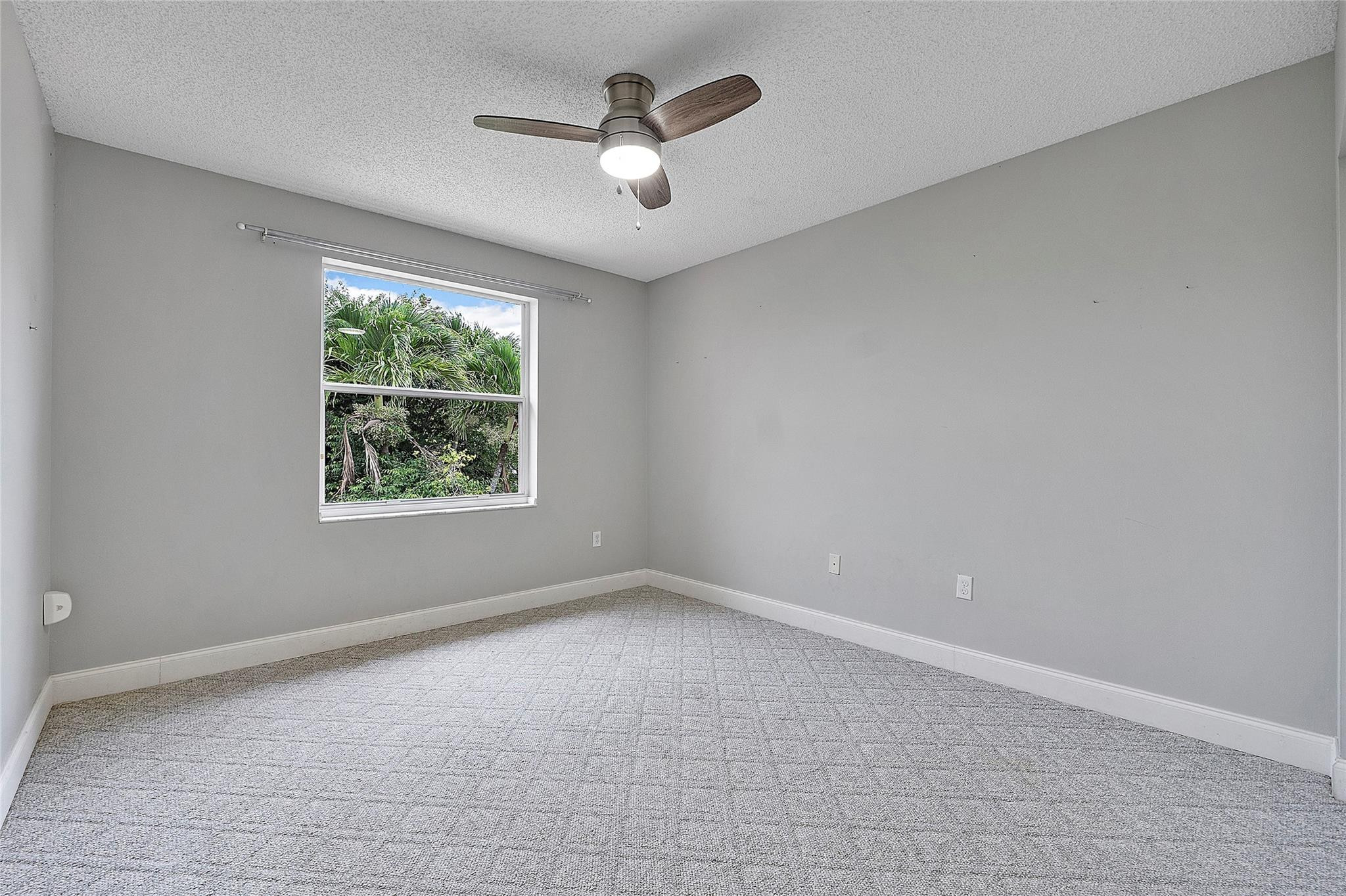 5334 NW 120th Avenue