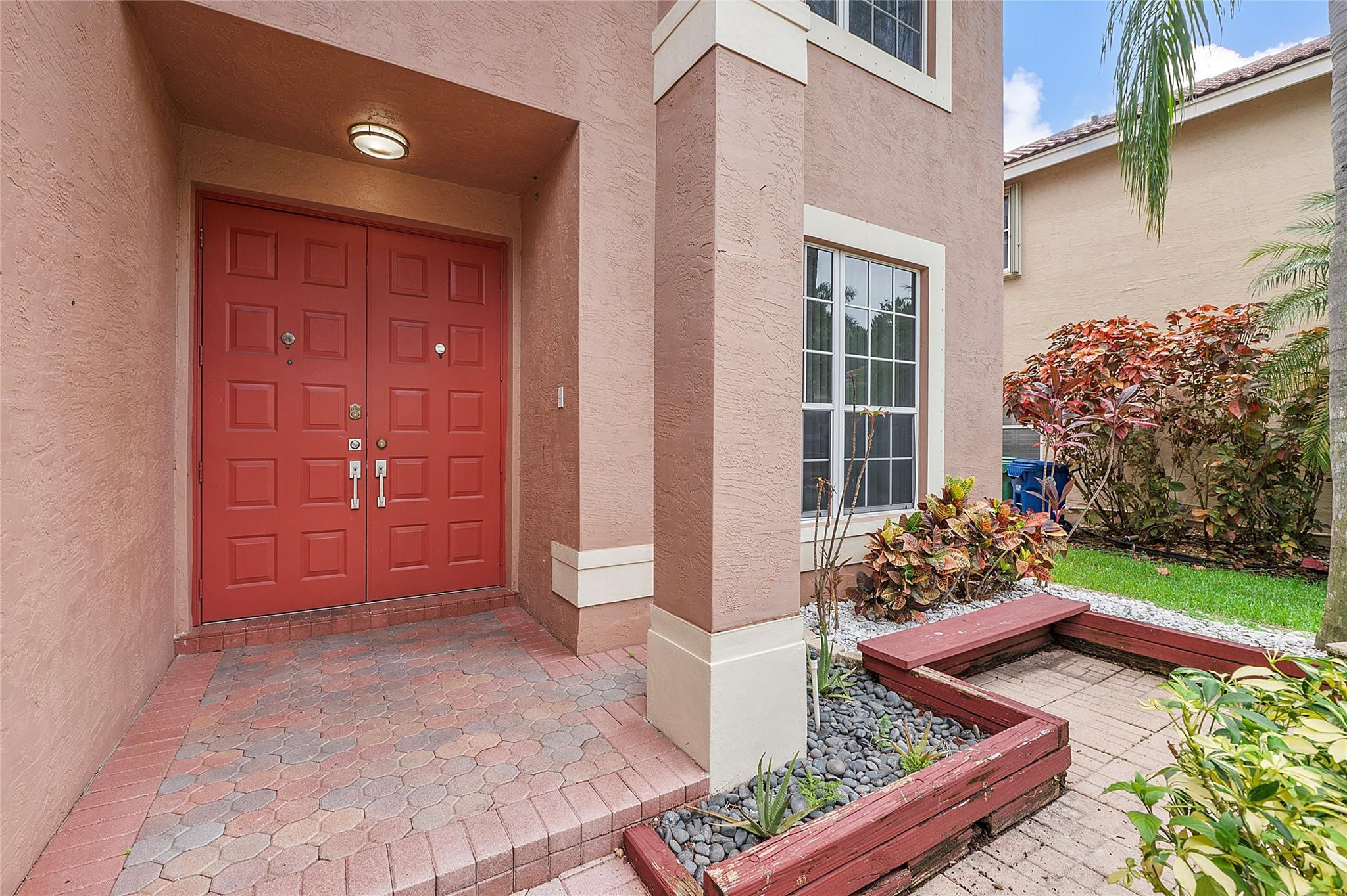 5334 NW 120th Avenue