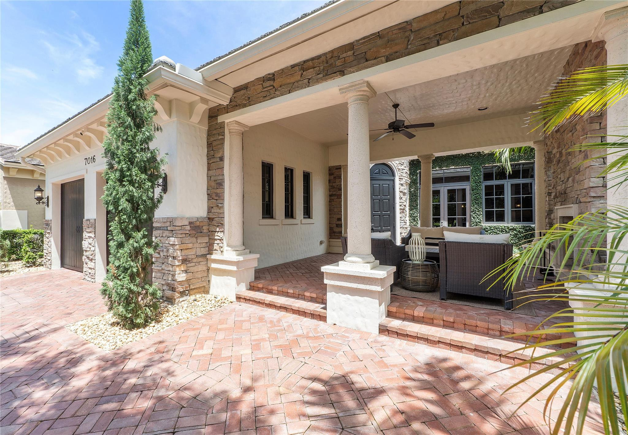 7016 Spyglass Avenue