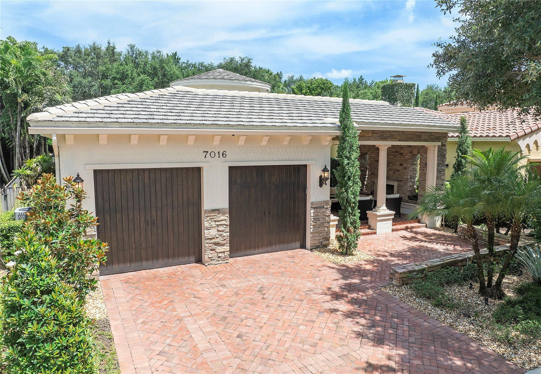 7016 Spyglass Avenue